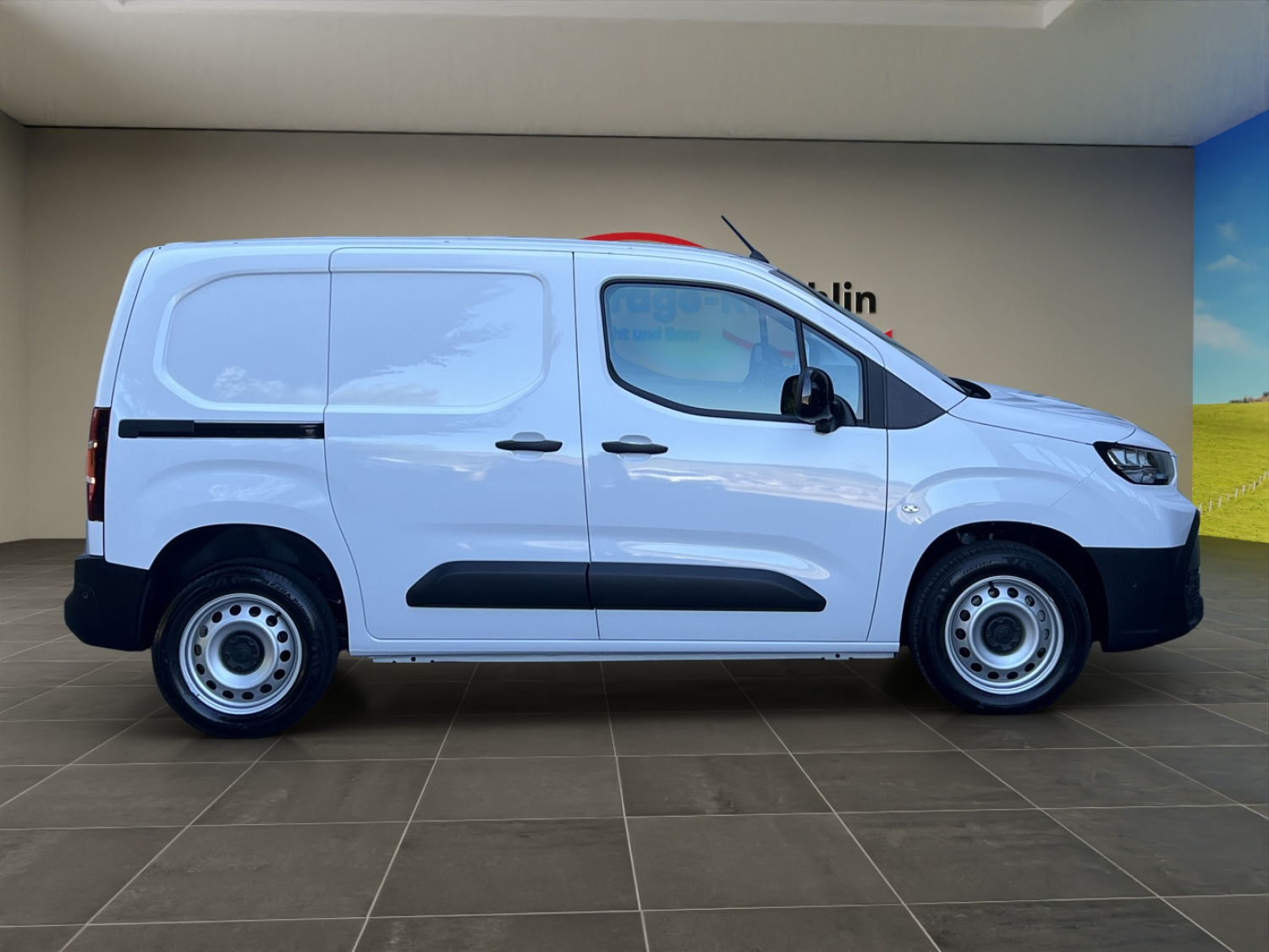 TOYOTA PROACE CITY Van L1 1.5 D Advanced-image-5