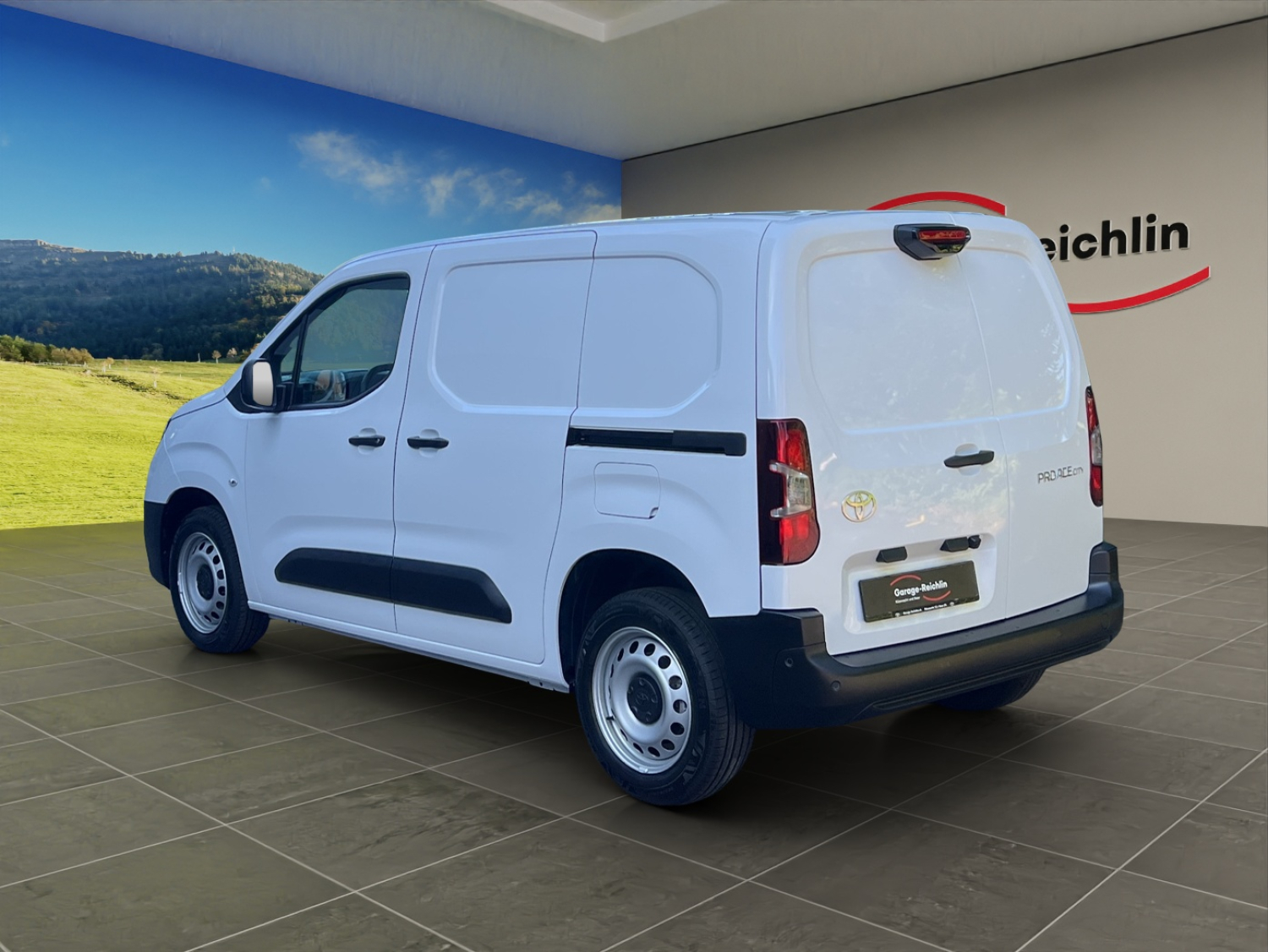 TOYOTA PROACE CITY Van L1 1.5 D Advanced-image-2