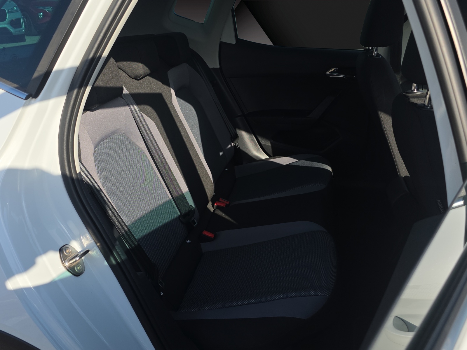 SEAT Arona 1.0 TSI Eco Style DSG-image-13
