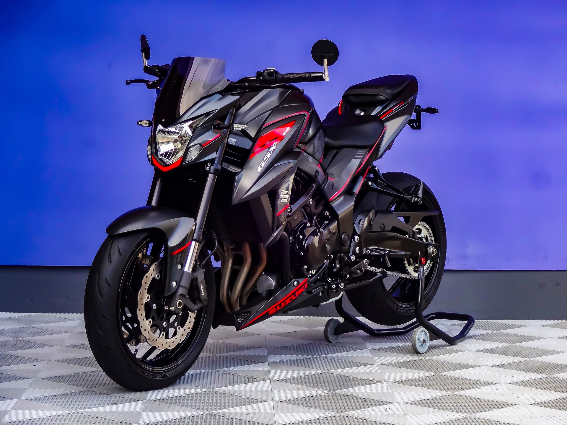 SUZUKI GSX-S 750 EVO ABS-showroom-element-2