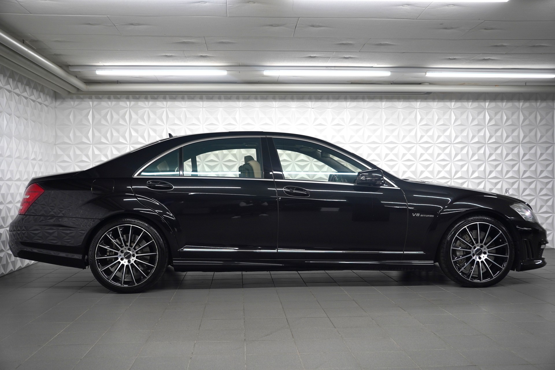 MERCEDES-BENZ S 63 AMG 7G-Tronic-image-5