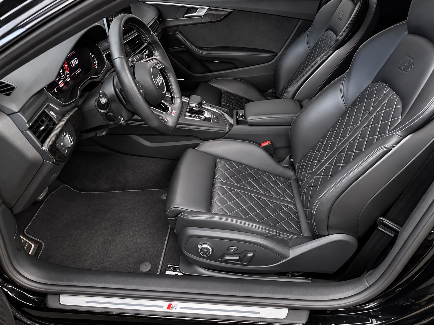 AUDI S5 Coupé 3.0 TFSI quattro tiptronic-image-11