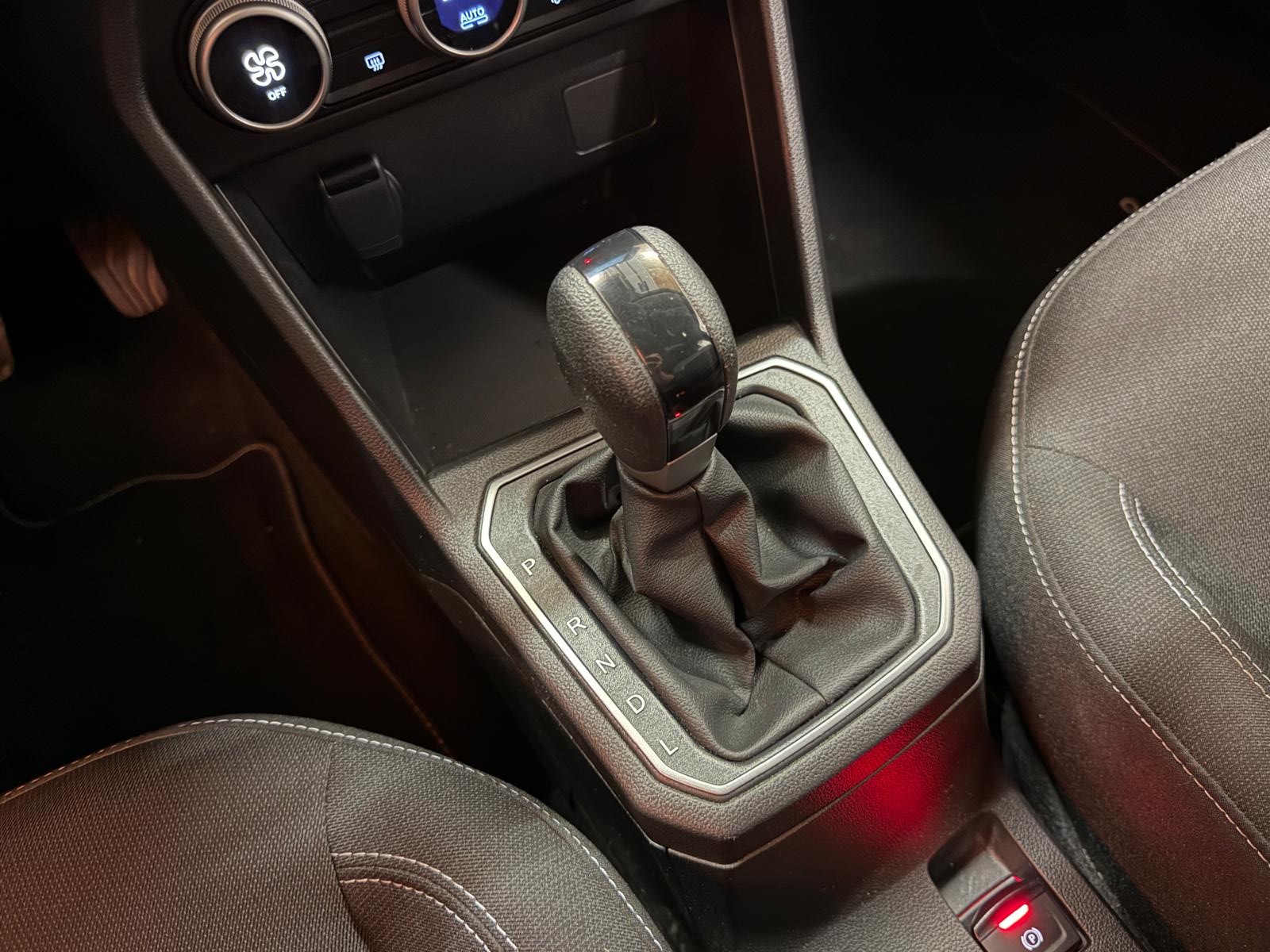 DACIA Sandero TCe 90 Journey CVT *Carplay*-image-23