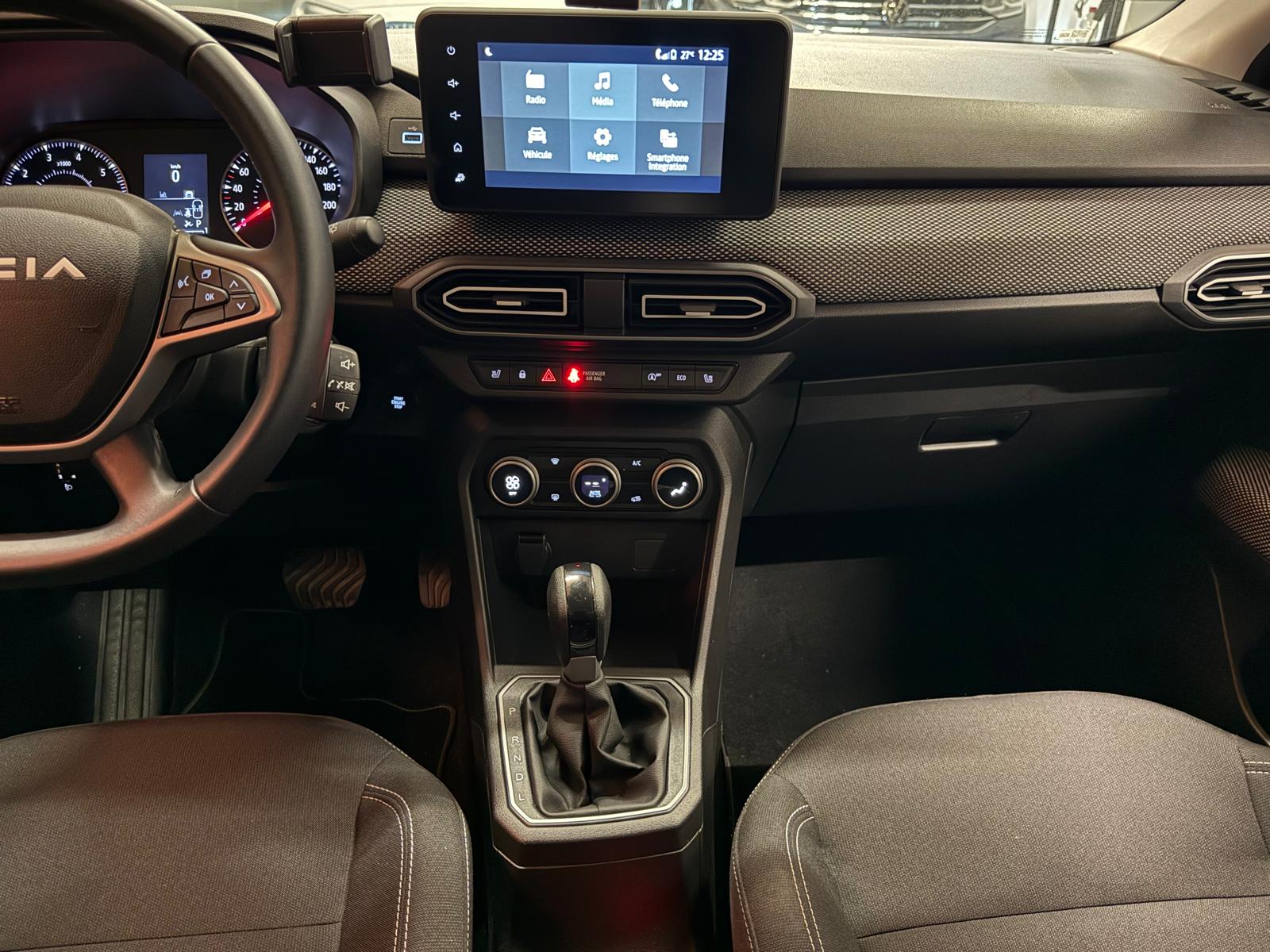 DACIA Sandero TCe 90 Journey CVT *Carplay*-image-19