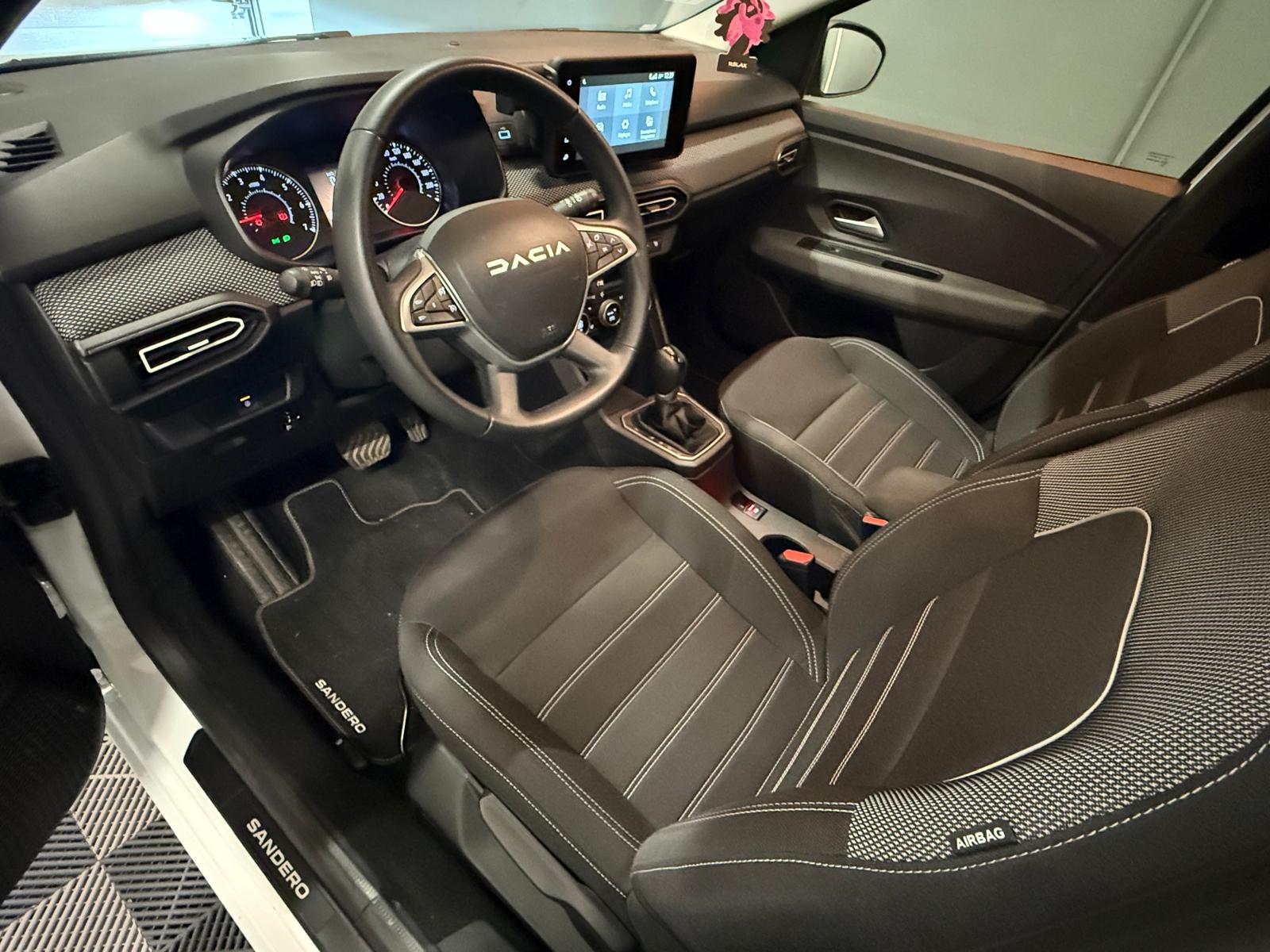DACIA Sandero TCe 90 Journey CVT *Carplay*-image-1