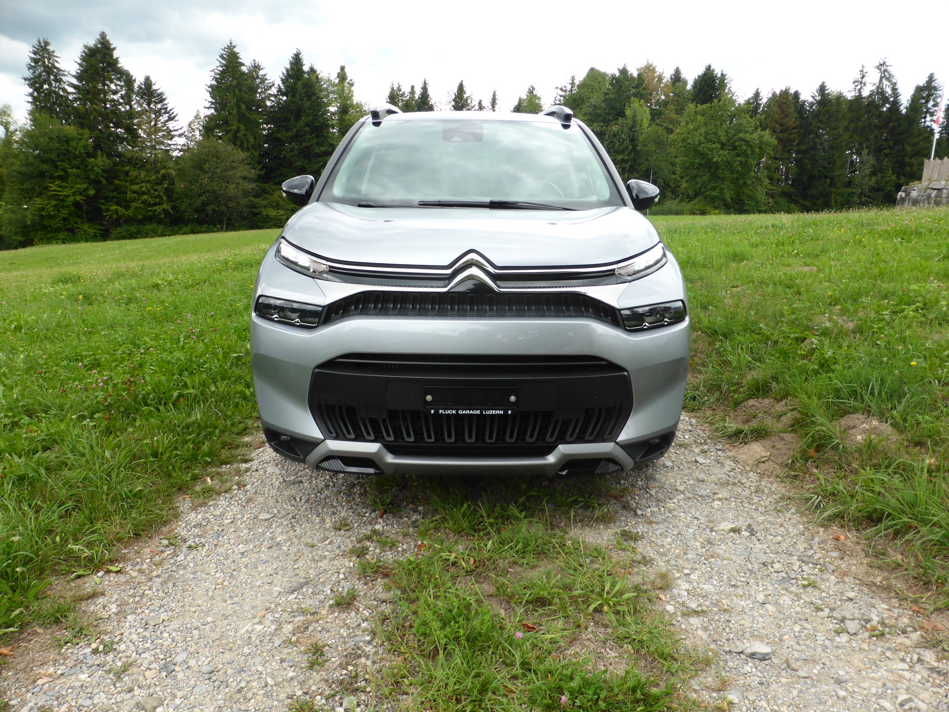 CITROEN C3 Aircross 1.2i PureTech Swiss Edition EAT6-image-2