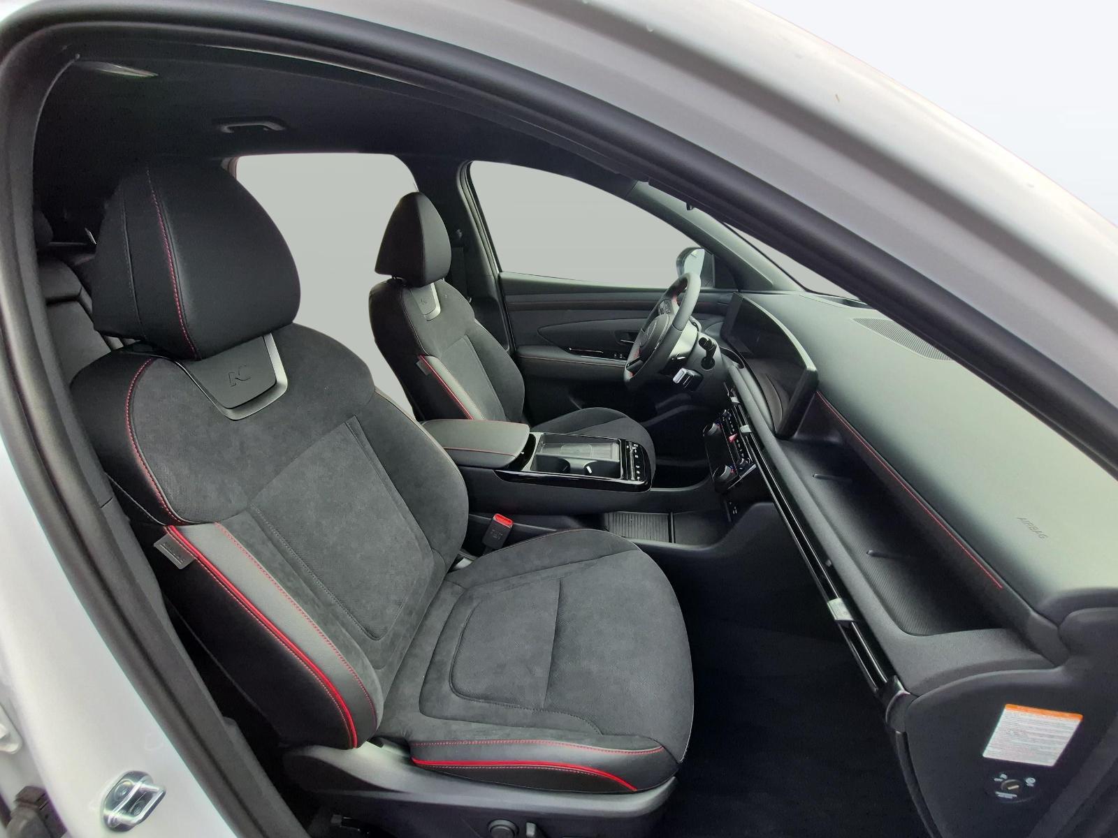 HYUNDAI Tucson 1.6 T-GDi HEV N-Line 4WD-image-9