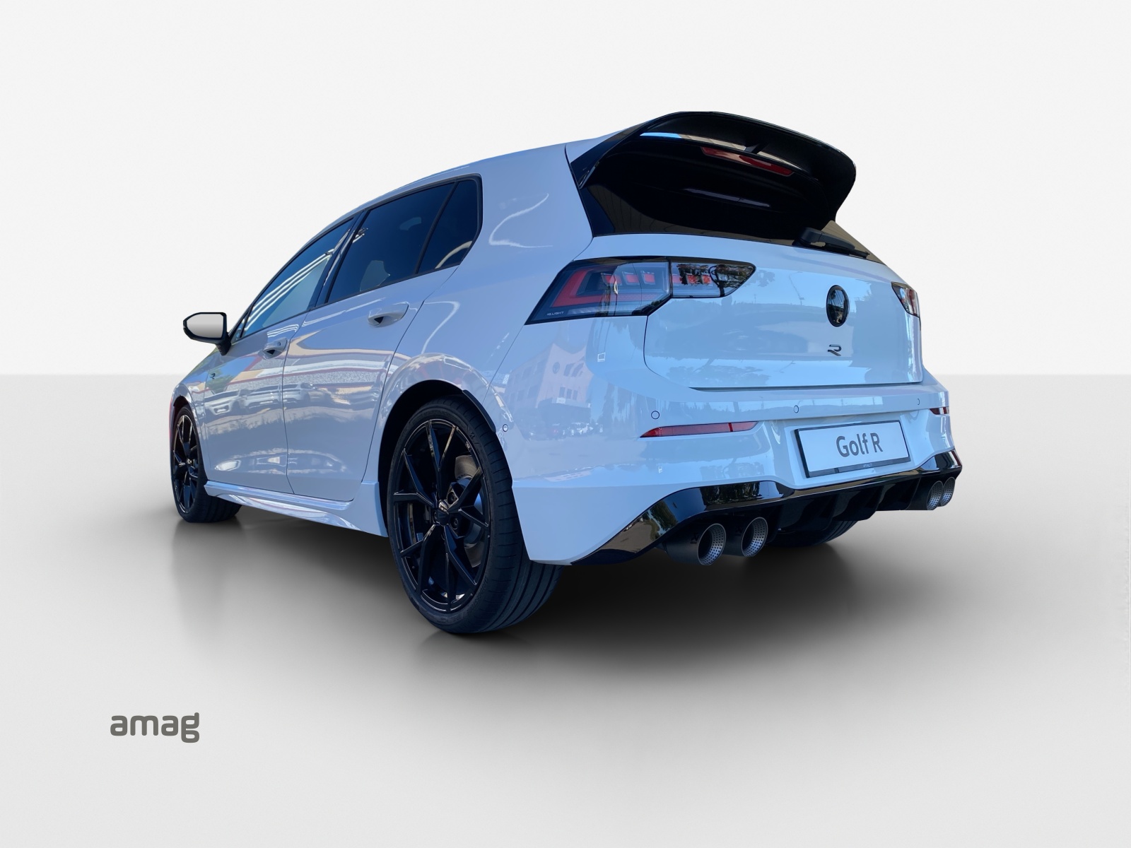 VW Golf 2.0 TSI R DSG 4 Motion-image-2