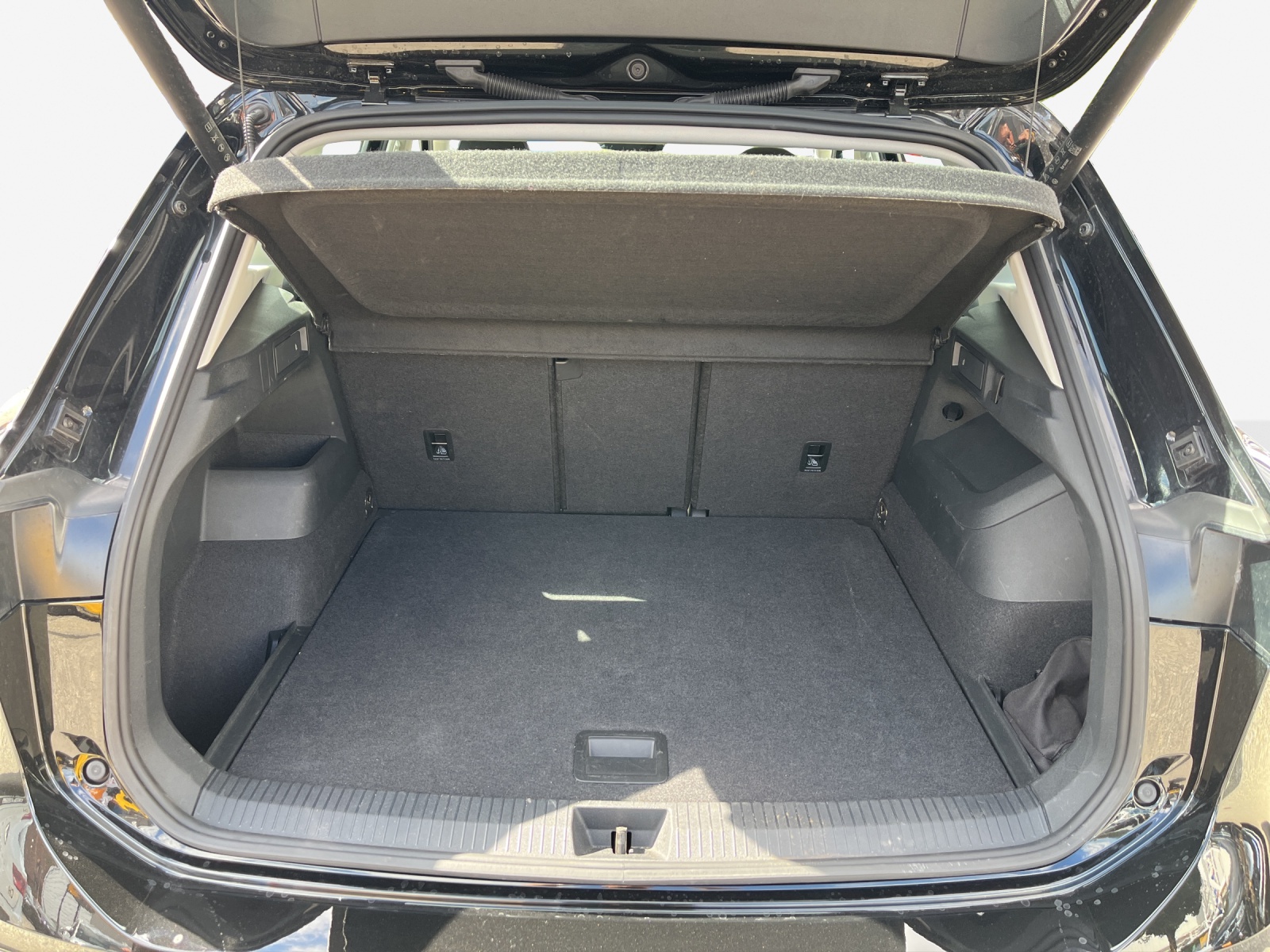 VW Tiguan 2.0 TSI DSG Life 4Motion-image-12
