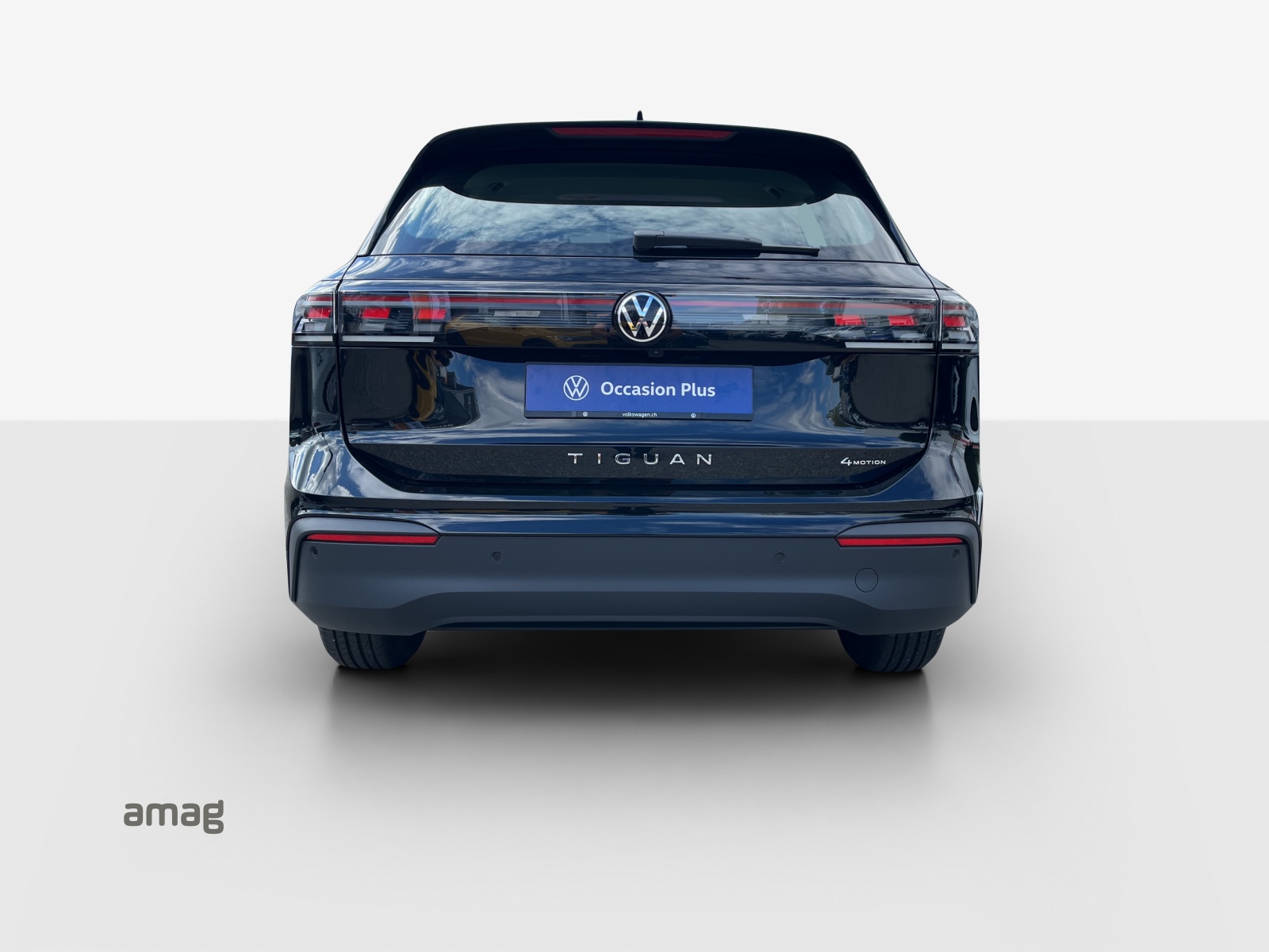 VW Tiguan 2.0 TSI DSG Life 4Motion-image-3