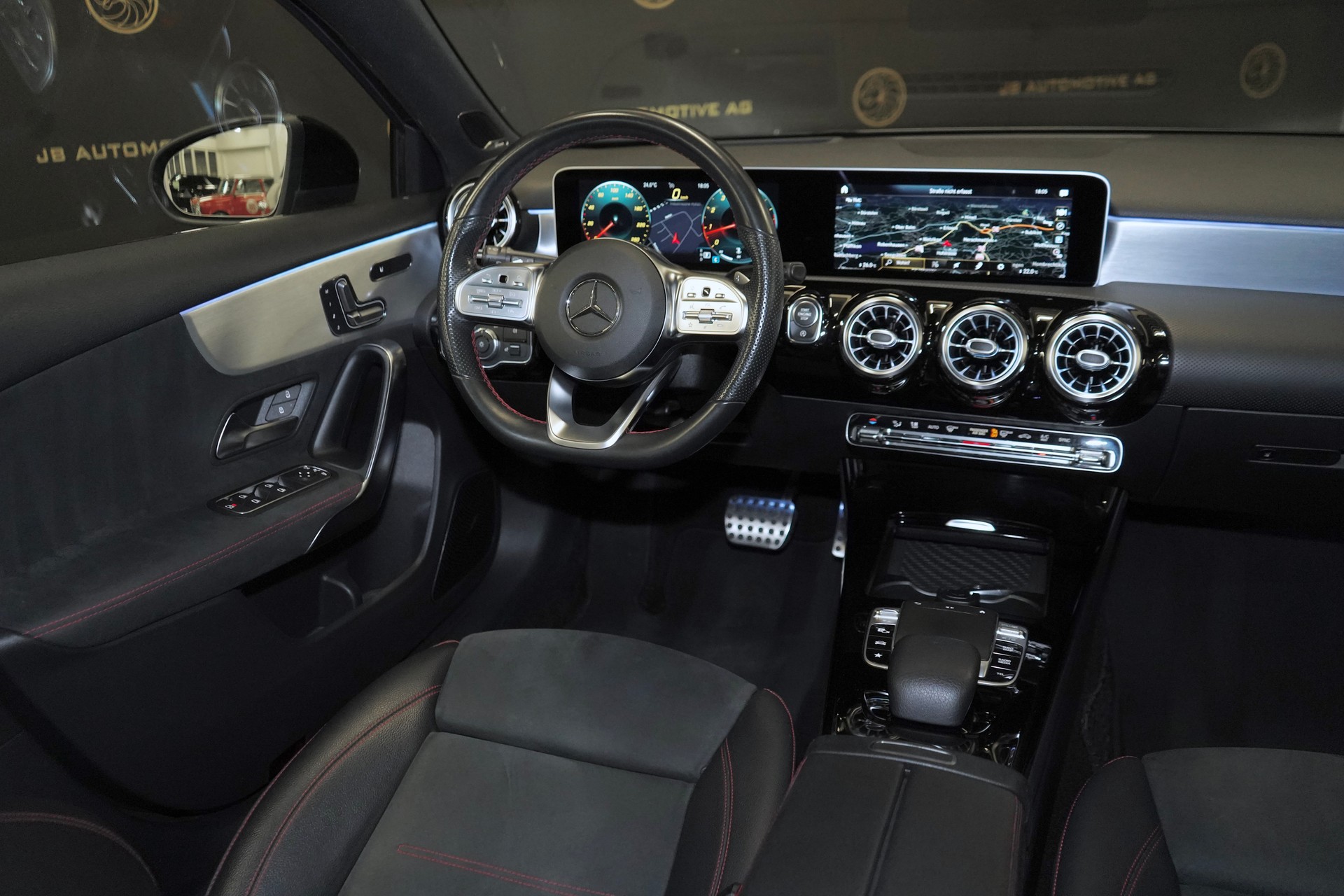 MERCEDES-BENZ A 250 4Matic AMG Line 4Matic 7G-DCT *Totwinkel-Assistent, 1 Jahr/20000km Garantie, Frisch ab MFK*-image-8