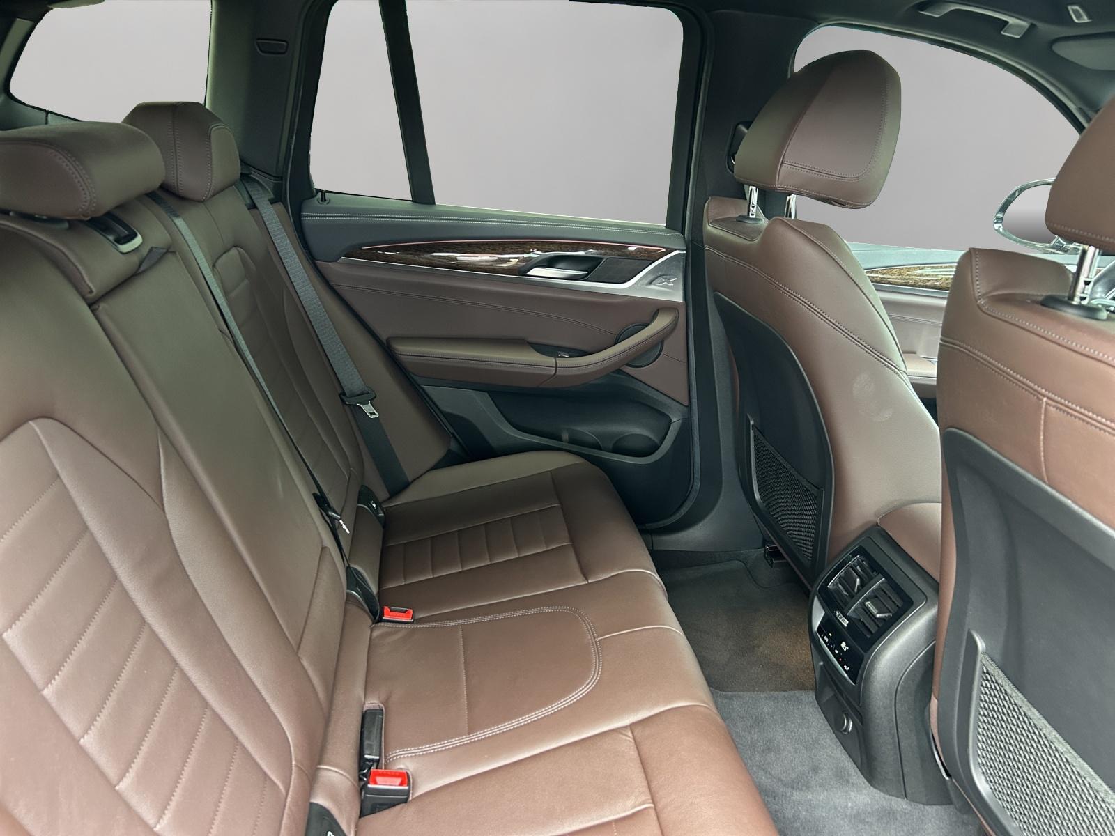 BMW X3 30i xDrive-image-24