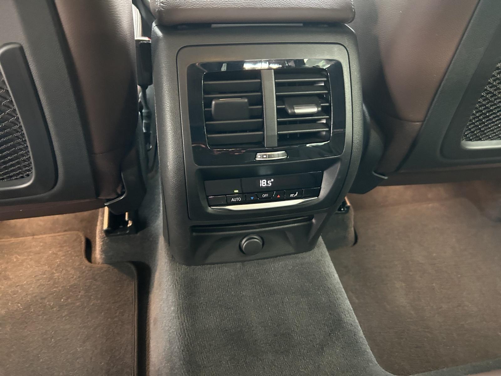 BMW X3 30i xDrive-image-22