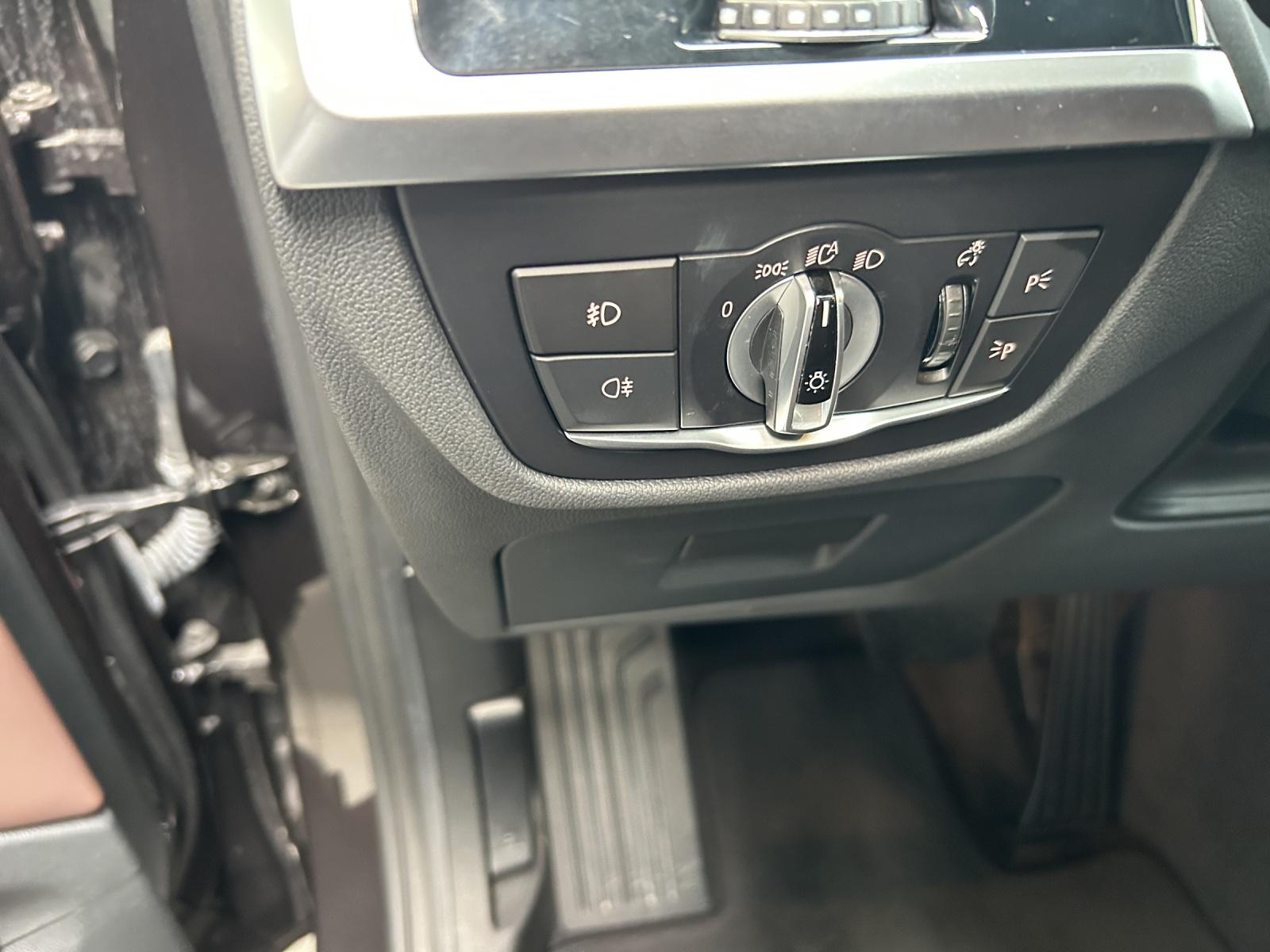 BMW X3 30i xDrive-image-21