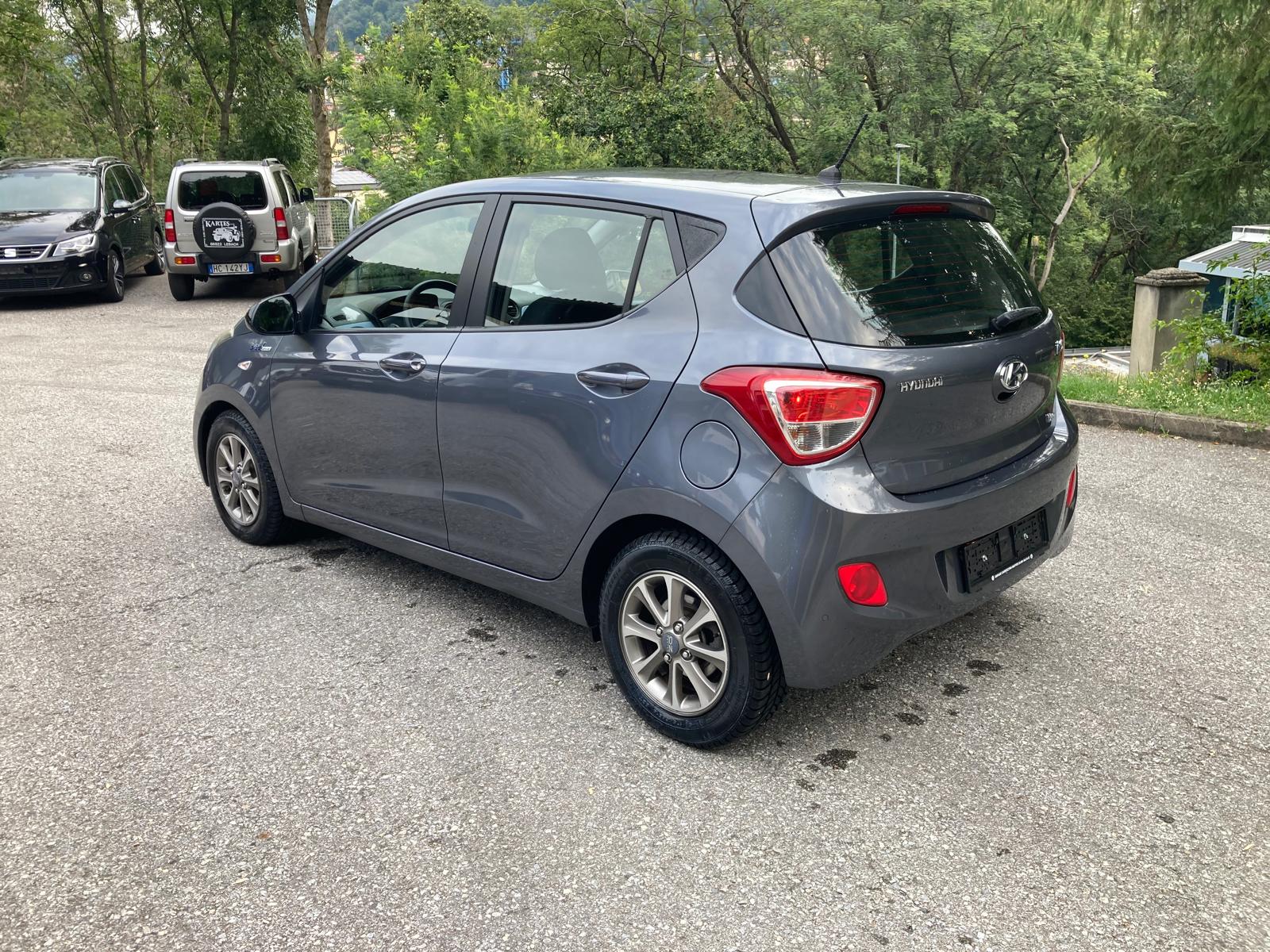 HYUNDAI i10 1.0 Style-image-4
