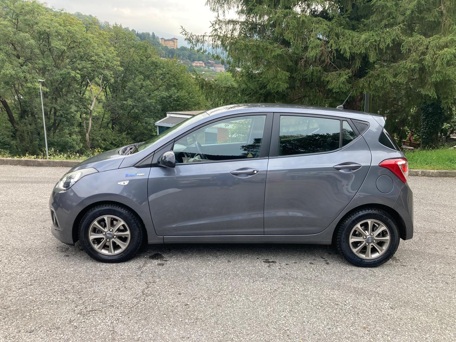 HYUNDAI i10 1.0 Style-image-3