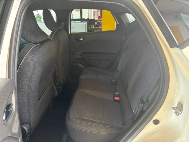RENAULT Captur 1.8 E-Tech 160 Techno DHT-image-9