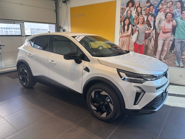 RENAULT Captur 1.8 E-Tech 160 Techno DHT-image-0