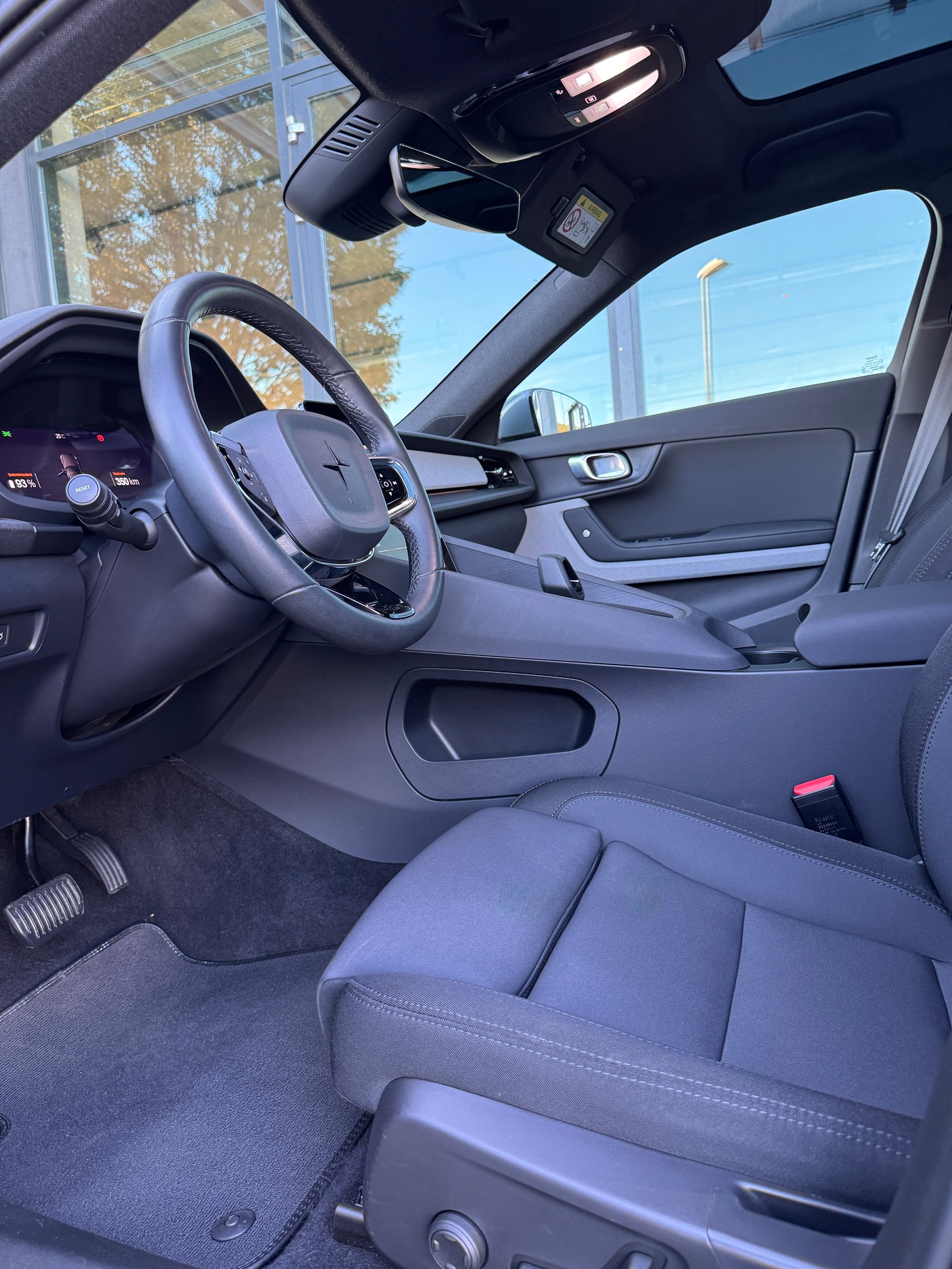 POLESTAR Polestar 2 Long Range Dual 78 kWh MY23-image-9