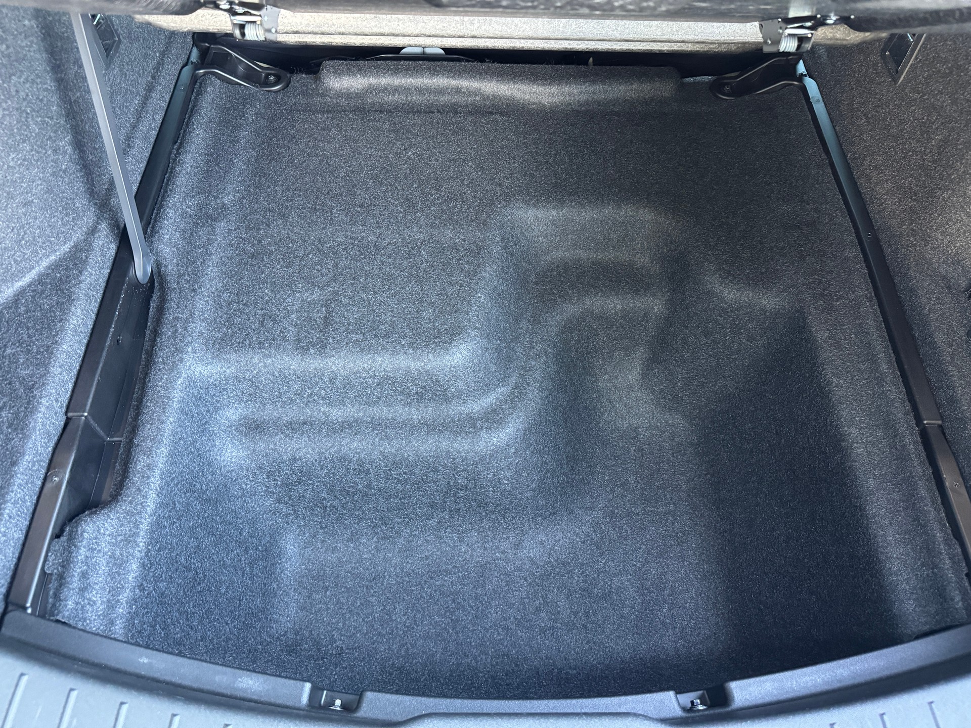 POLESTAR Polestar 2 Long Range Dual 78 kWh MY23-image-16