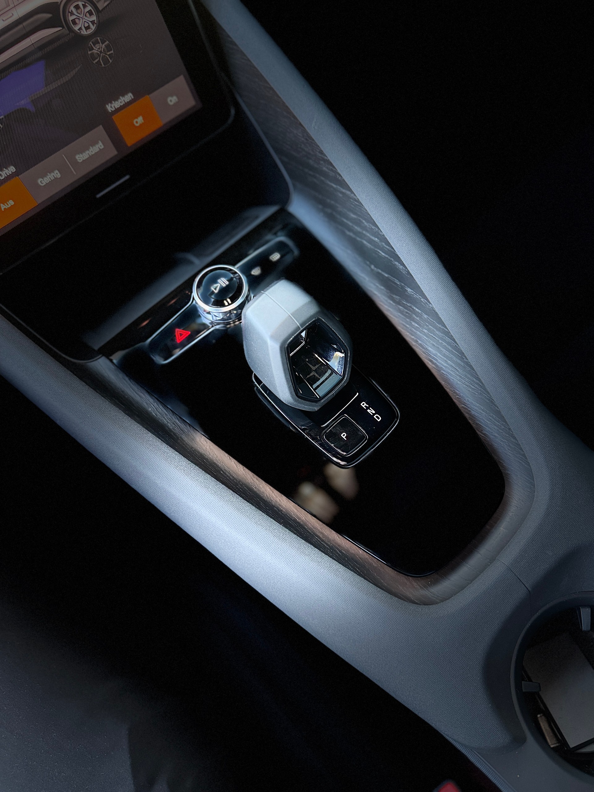 POLESTAR Polestar 2 Long Range Dual 78 kWh MY23-image-19