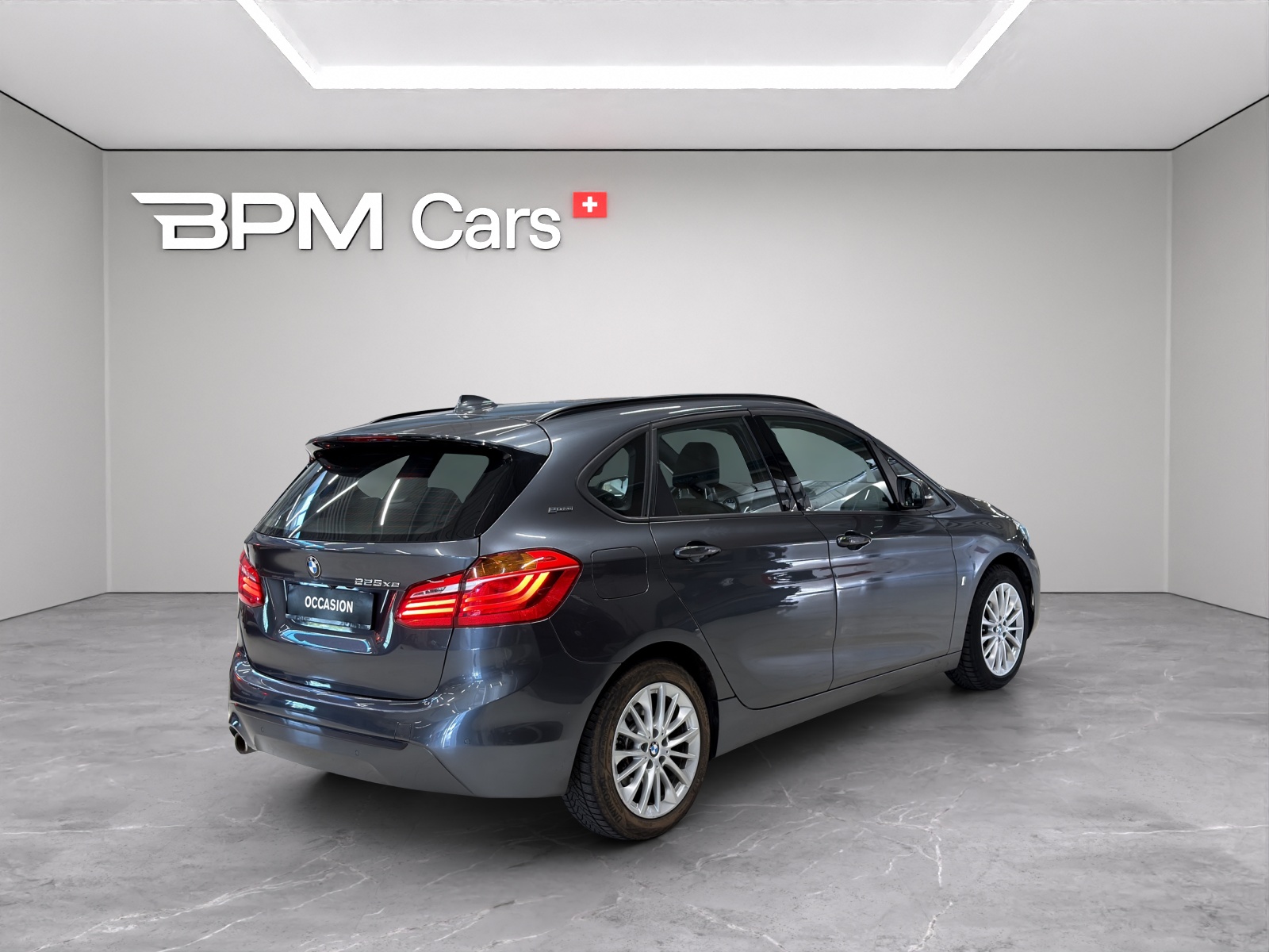 BMW Série 2 F45 Active Tourer 225xe-image-5