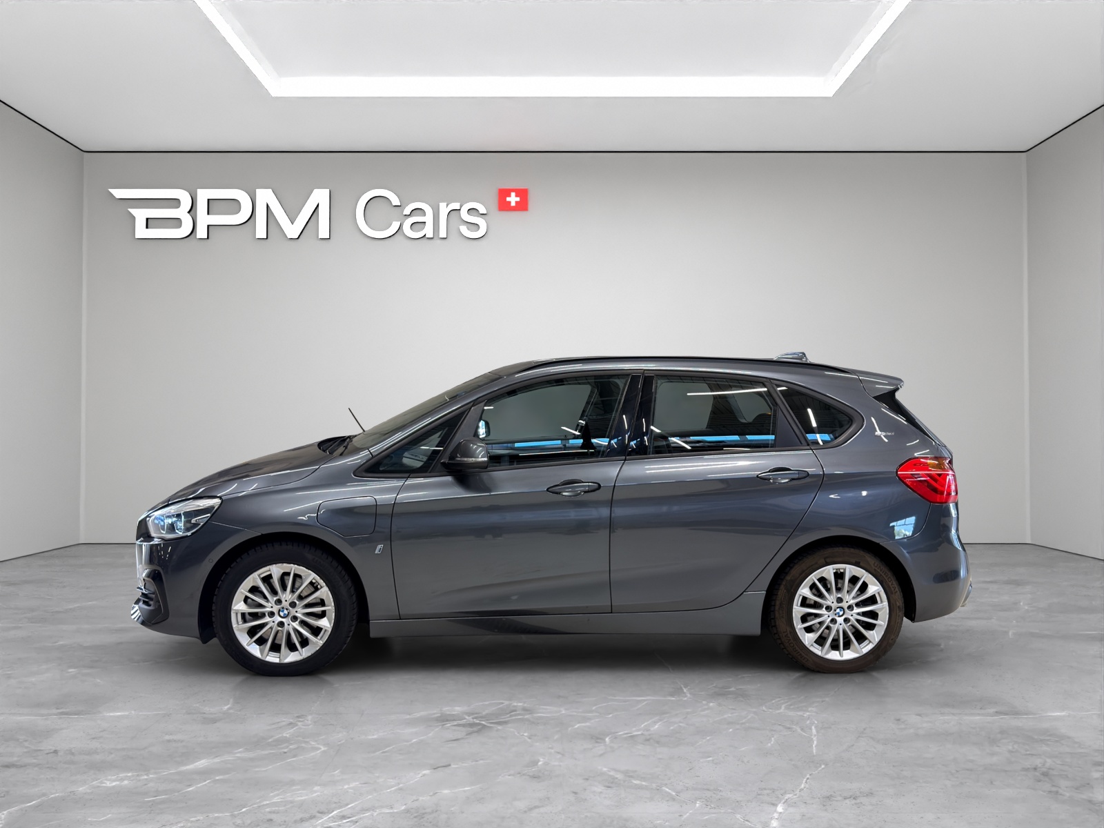 BMW Série 2 F45 Active Tourer 225xe-image-7