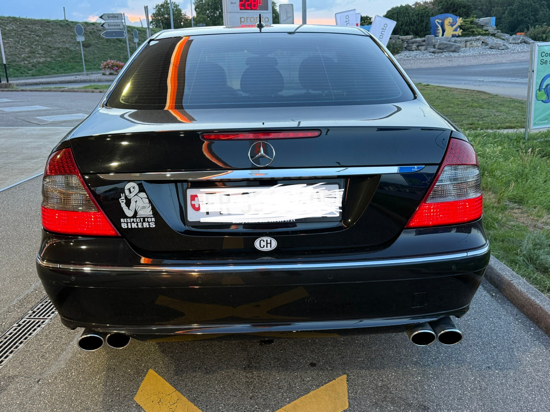 MERCEDES-BENZ E 280 Avantgarde-image-2
