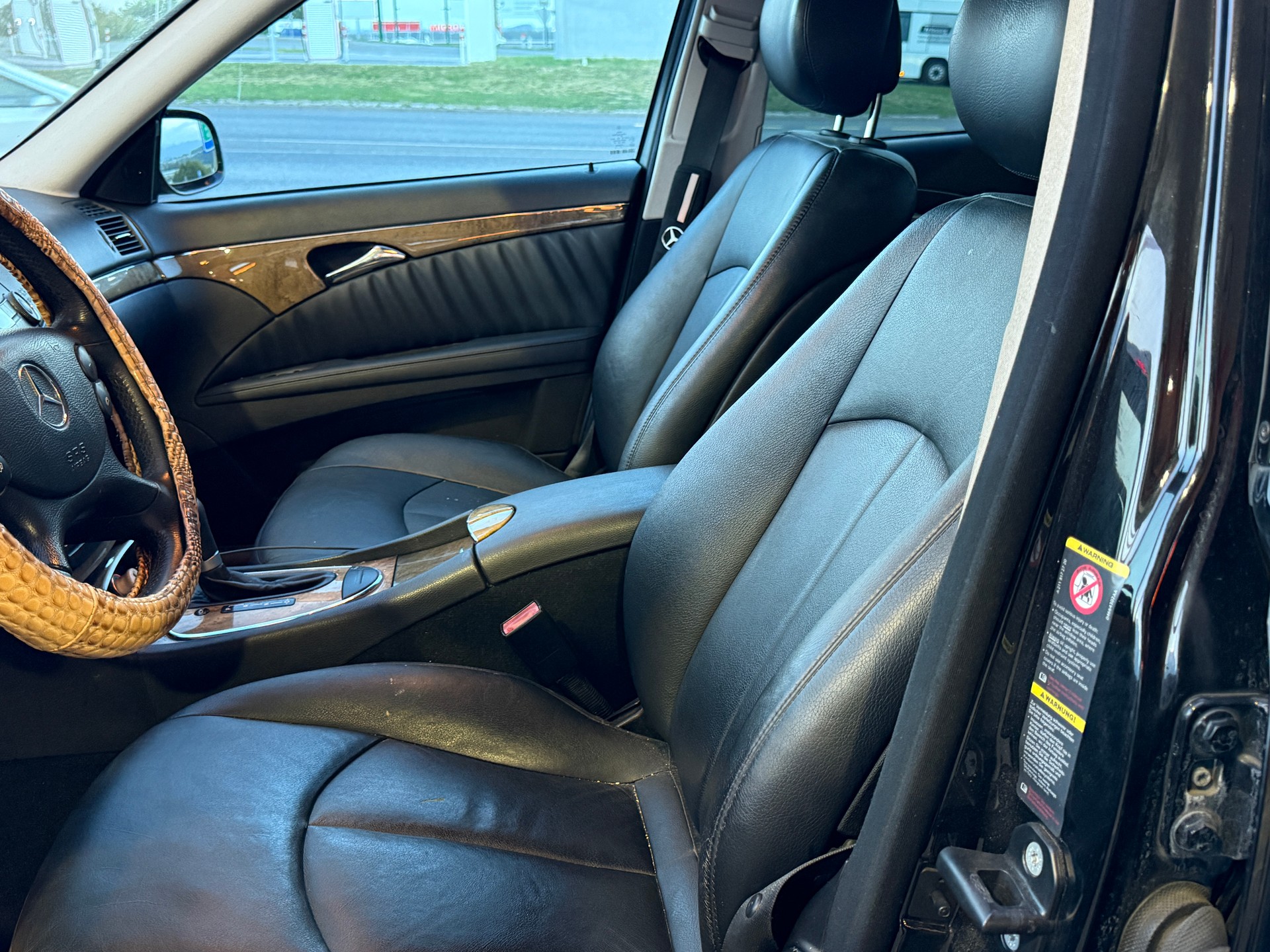 MERCEDES-BENZ E 280 Avantgarde-image-8