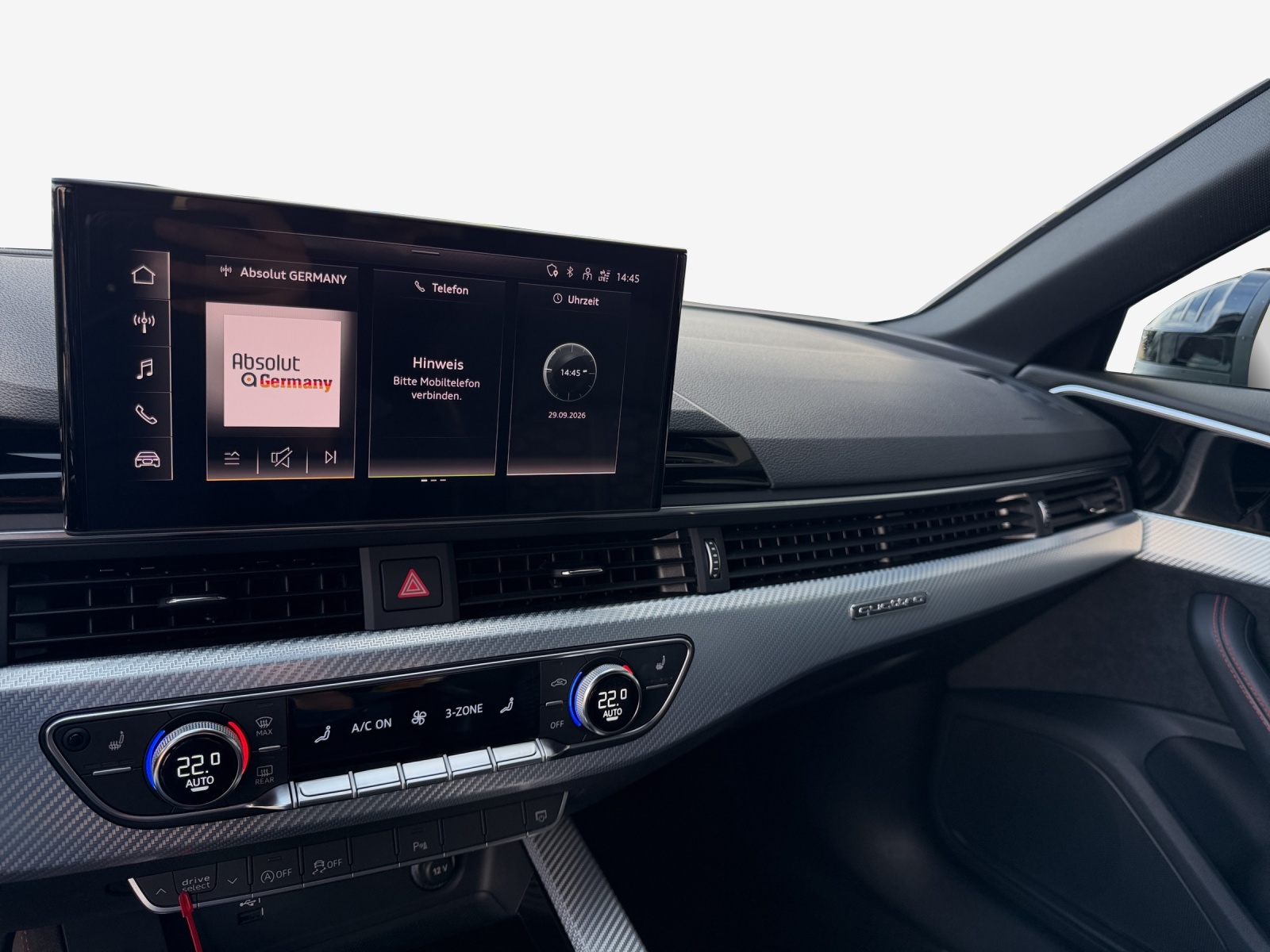 AUDI RS4 Avant quattro tiptronic-image-10