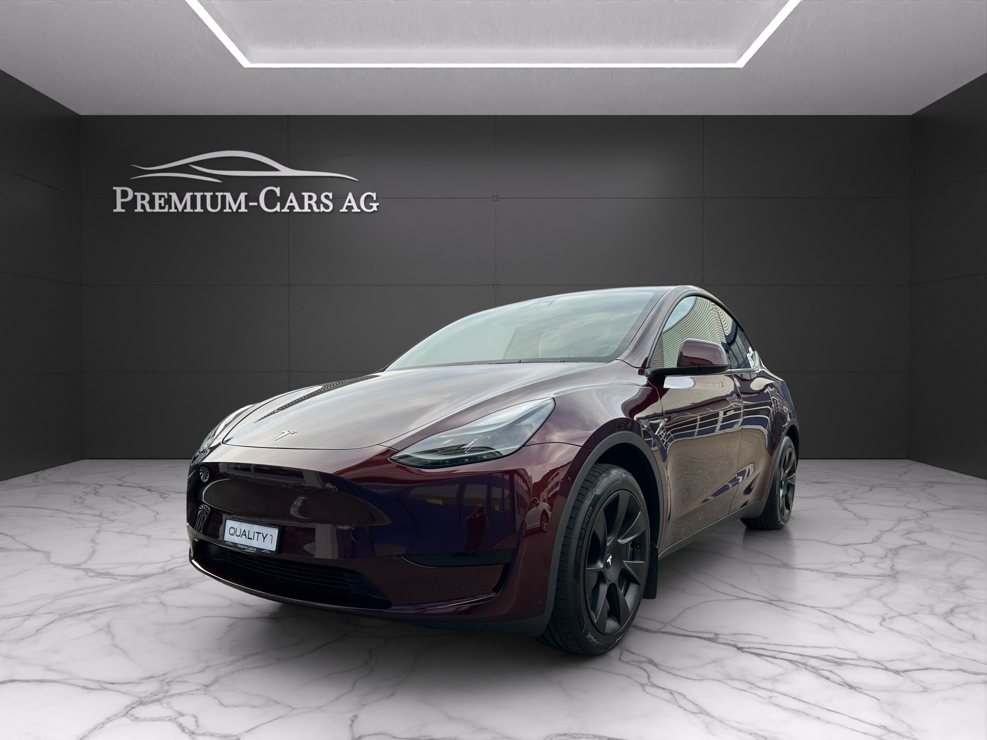 TESLA Model Y Long Range RWD / Model 2024 / WLTP 600 Km-image-1