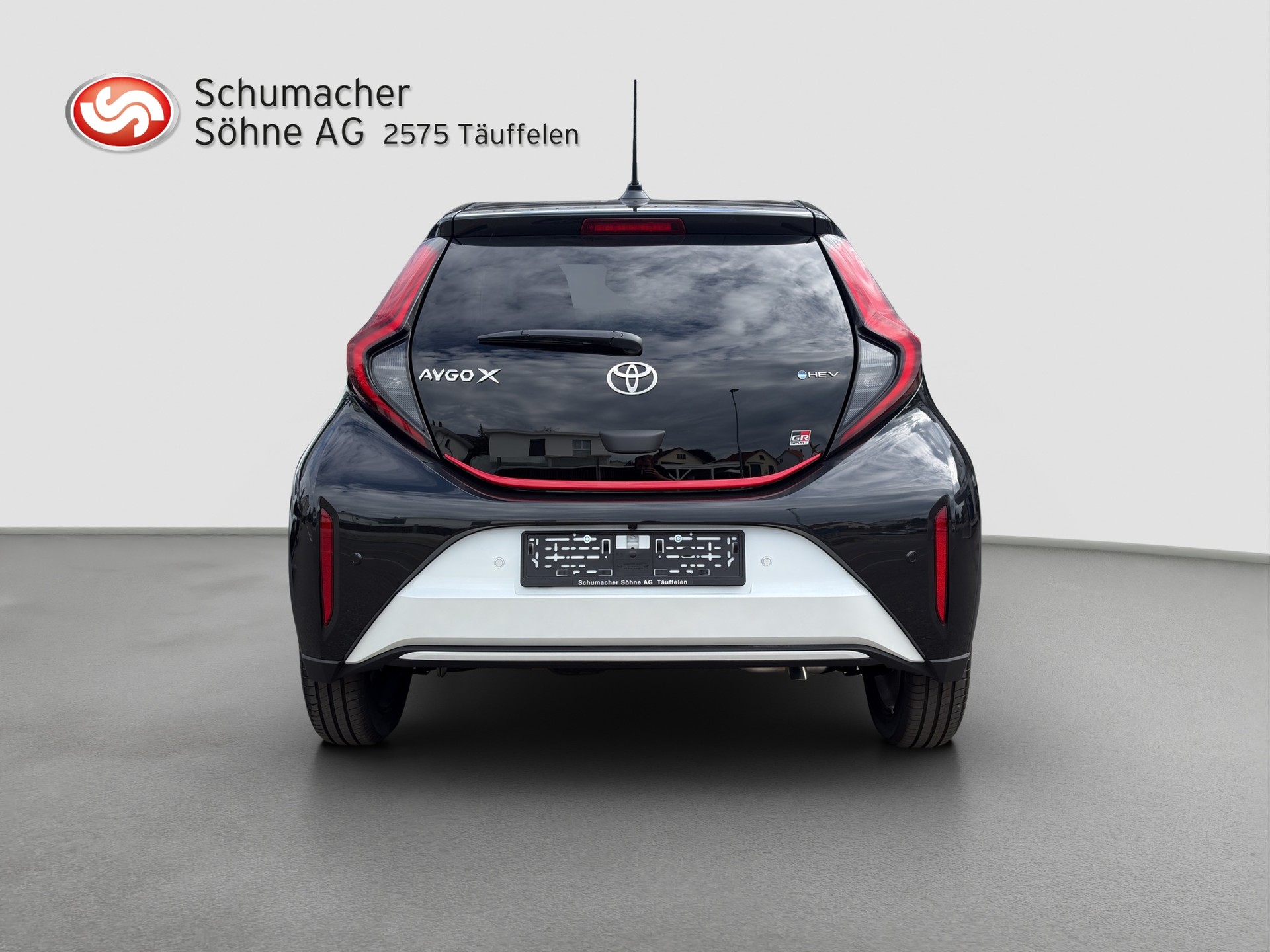 TOYOTA Aygo X 1.5 GR Sport e-CVT-image-3