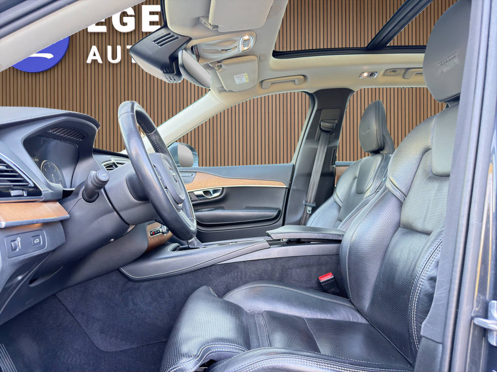 VOLVO XC90 2.0 D5 Inscription 7P. AWD-image-11