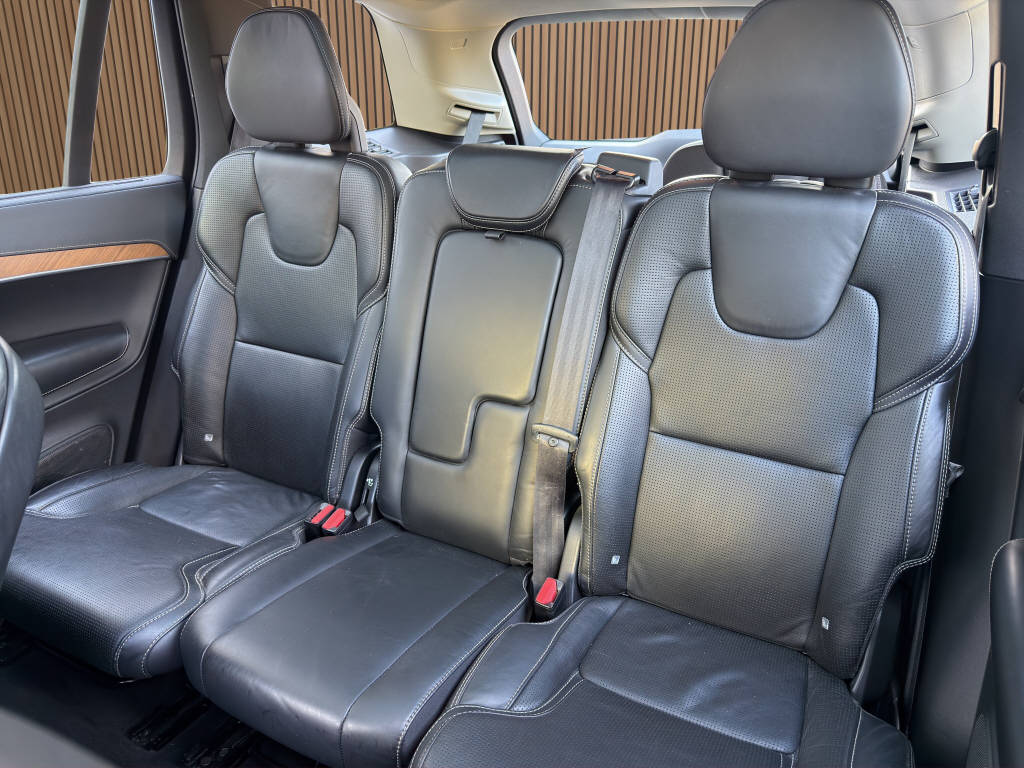 VOLVO XC90 2.0 D5 Inscription 7P. AWD-image-17