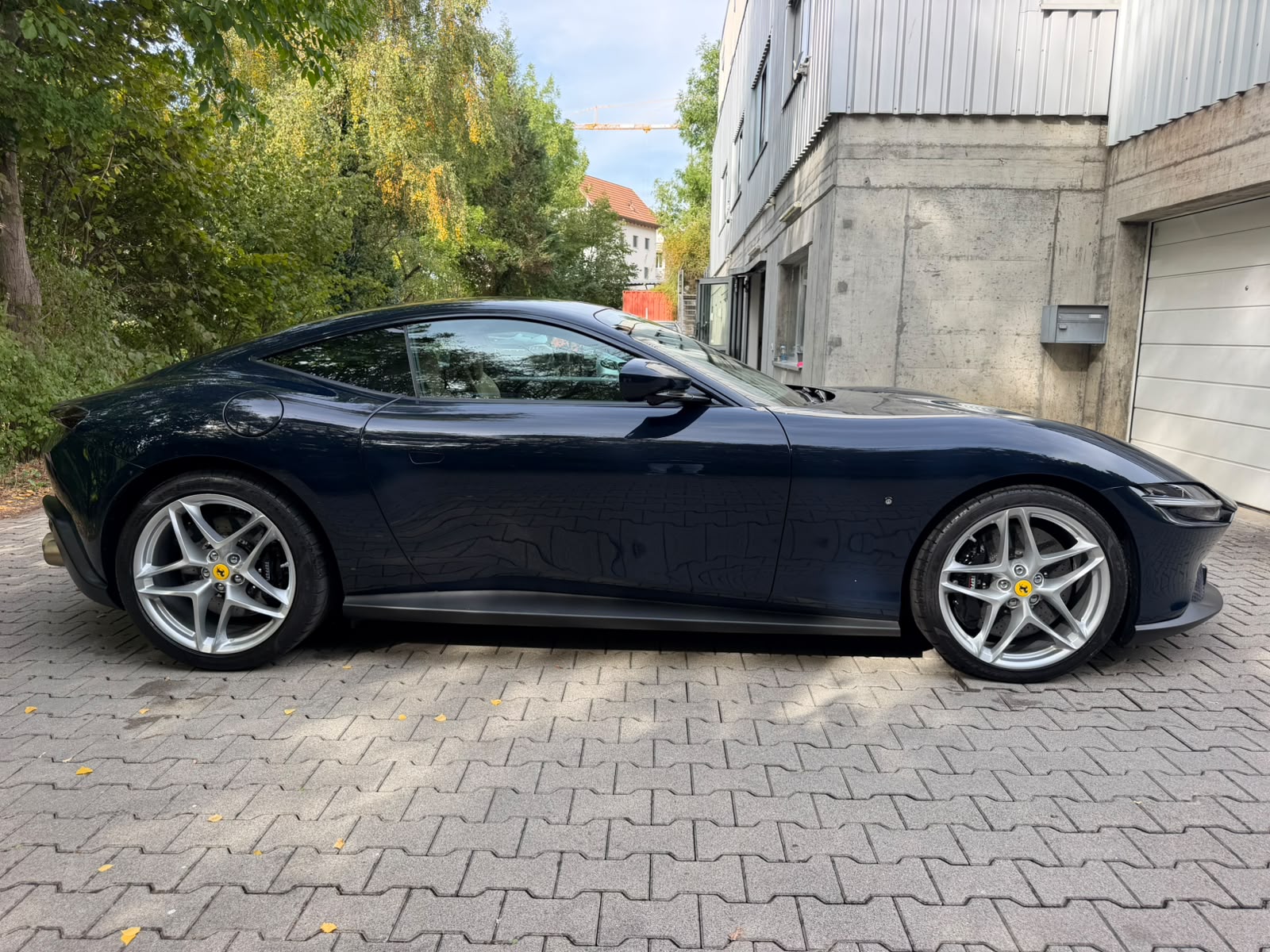 FERRARI Roma 3.9 V8 T-image-5