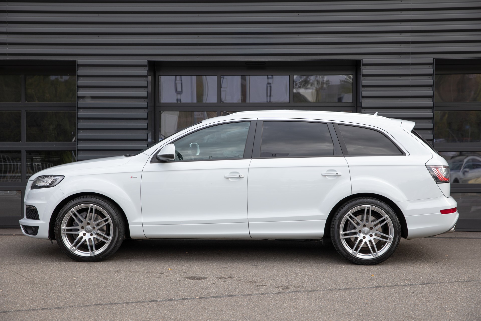 AUDI Q7 4.2 TDI quattro tiptronic-image-3