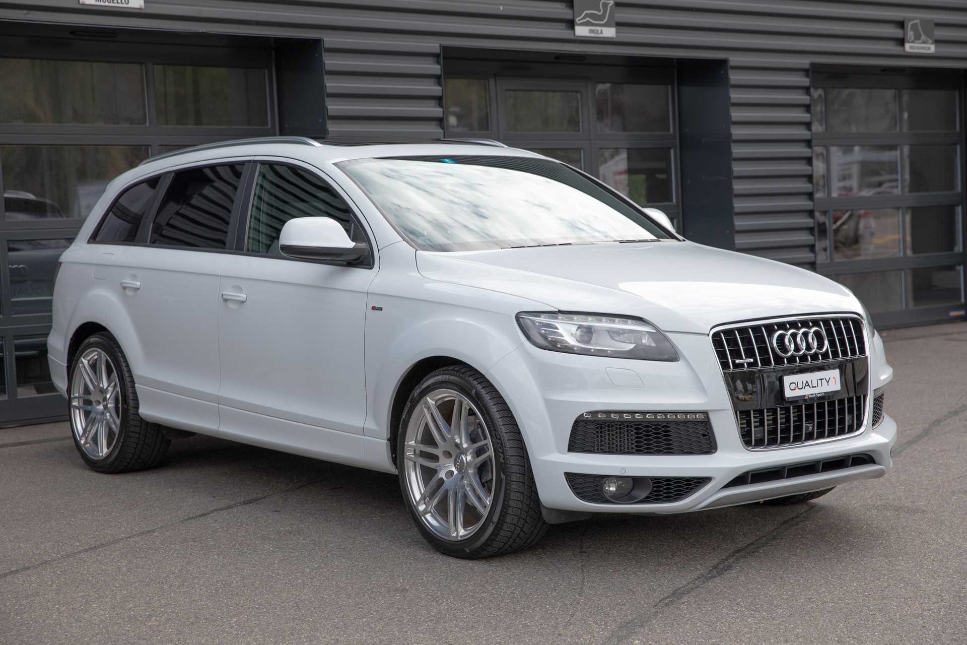 AUDI Q7 4.2 TDI quattro tiptronic-image-2