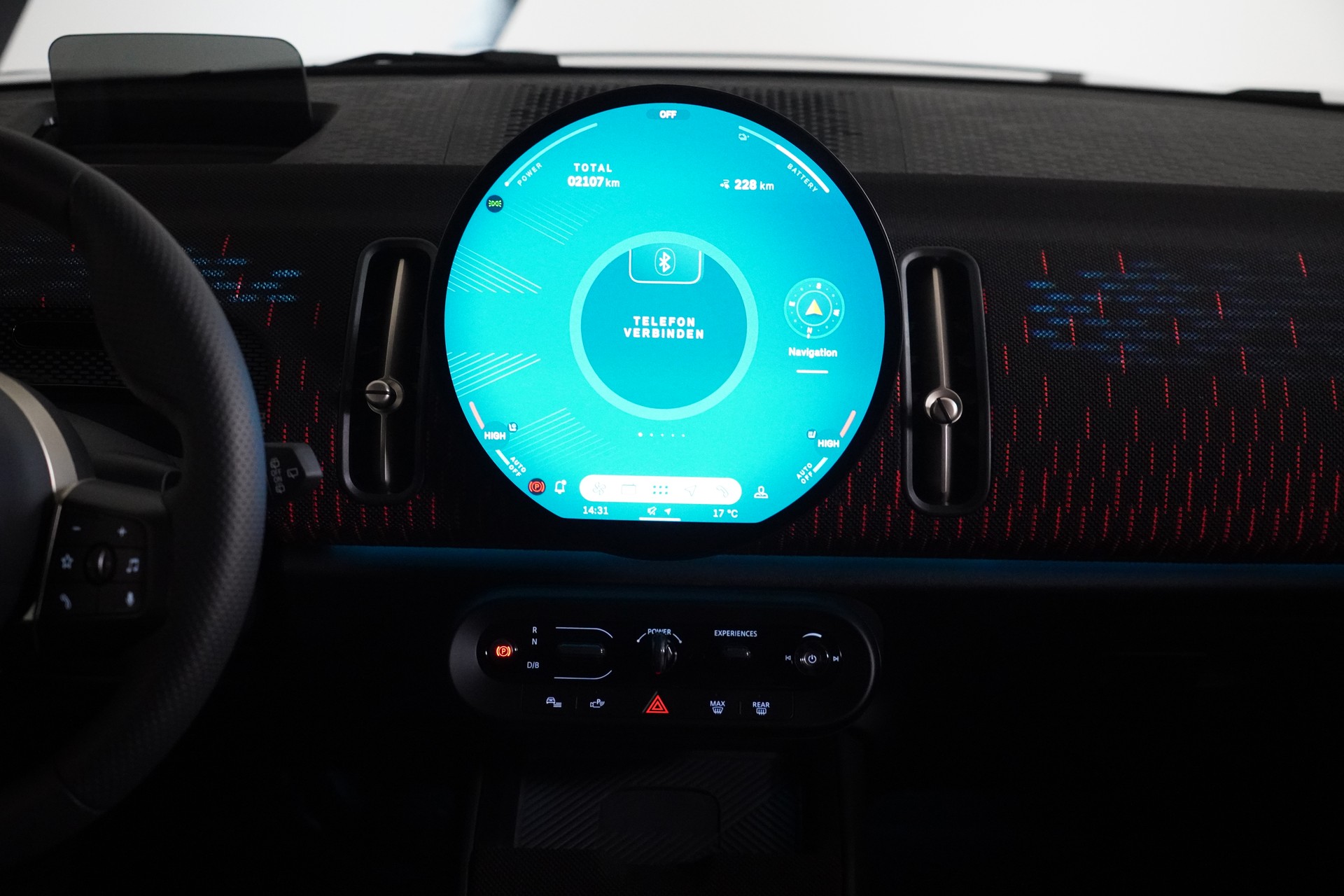MINI Countryman SE ALL 4-image-18