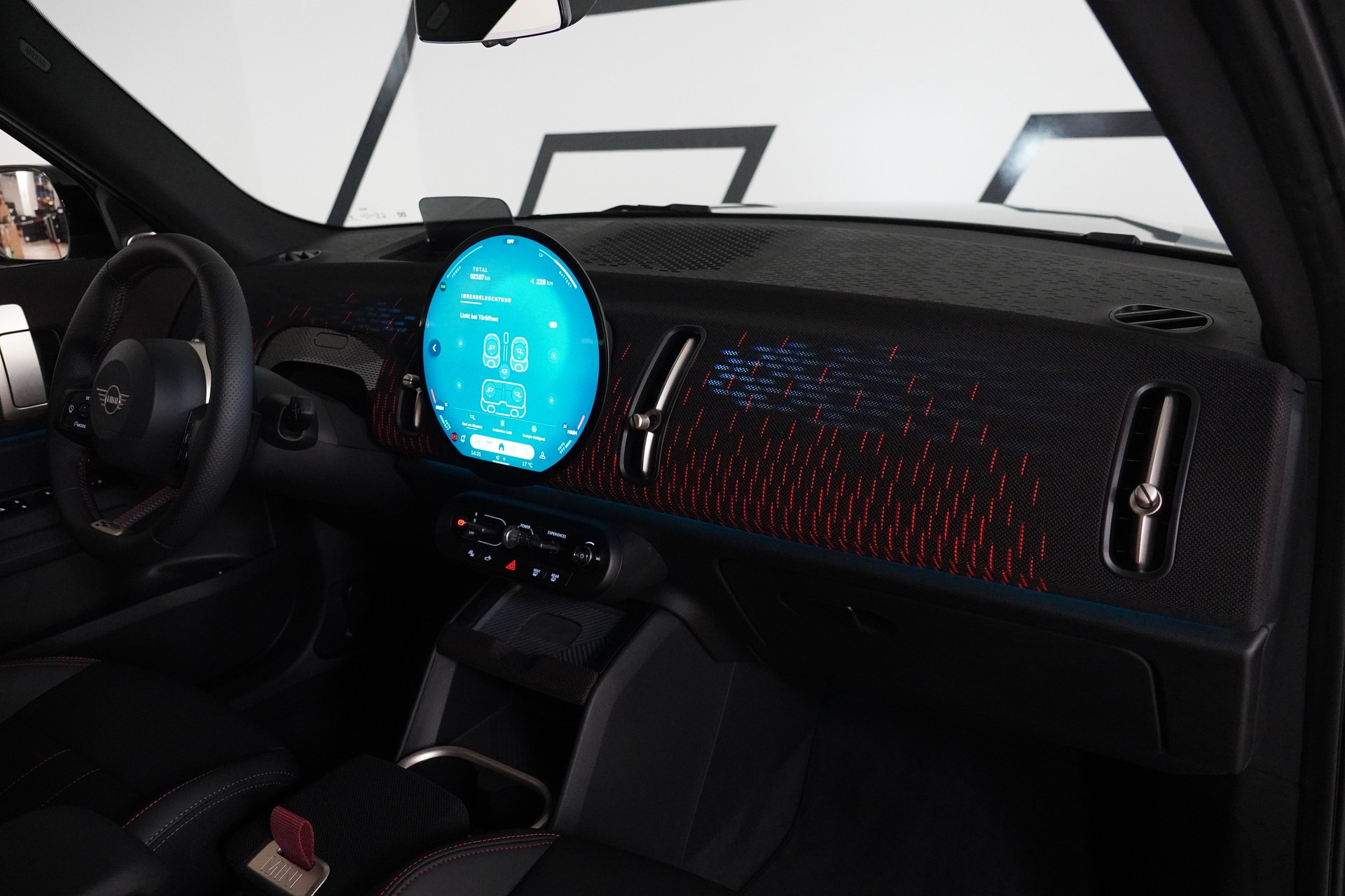 MINI Countryman SE ALL 4-image-16