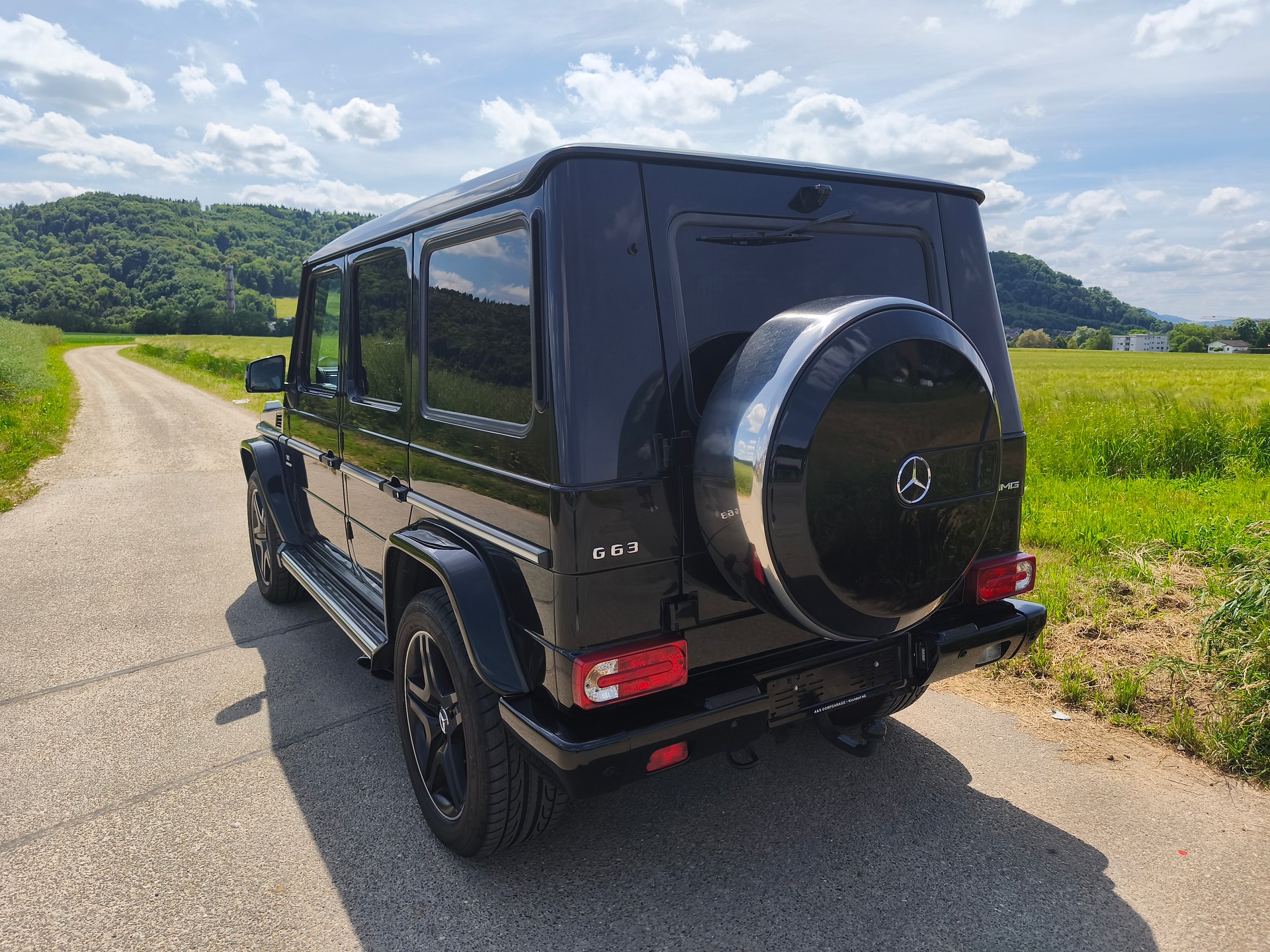 MERCEDES-BENZ G 63 AMG Automatic-image-2