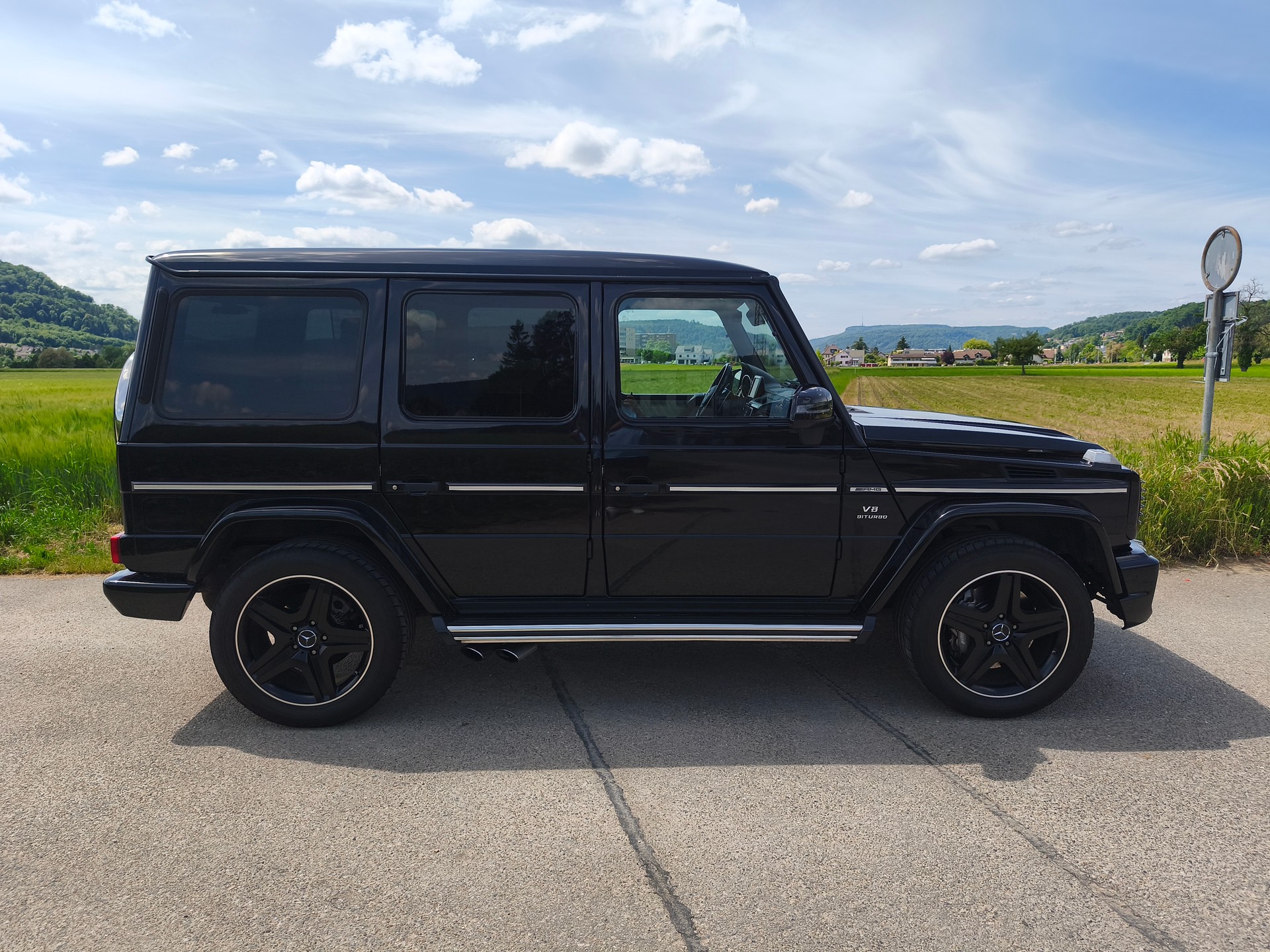 MERCEDES-BENZ G 63 AMG Automatic-image-5