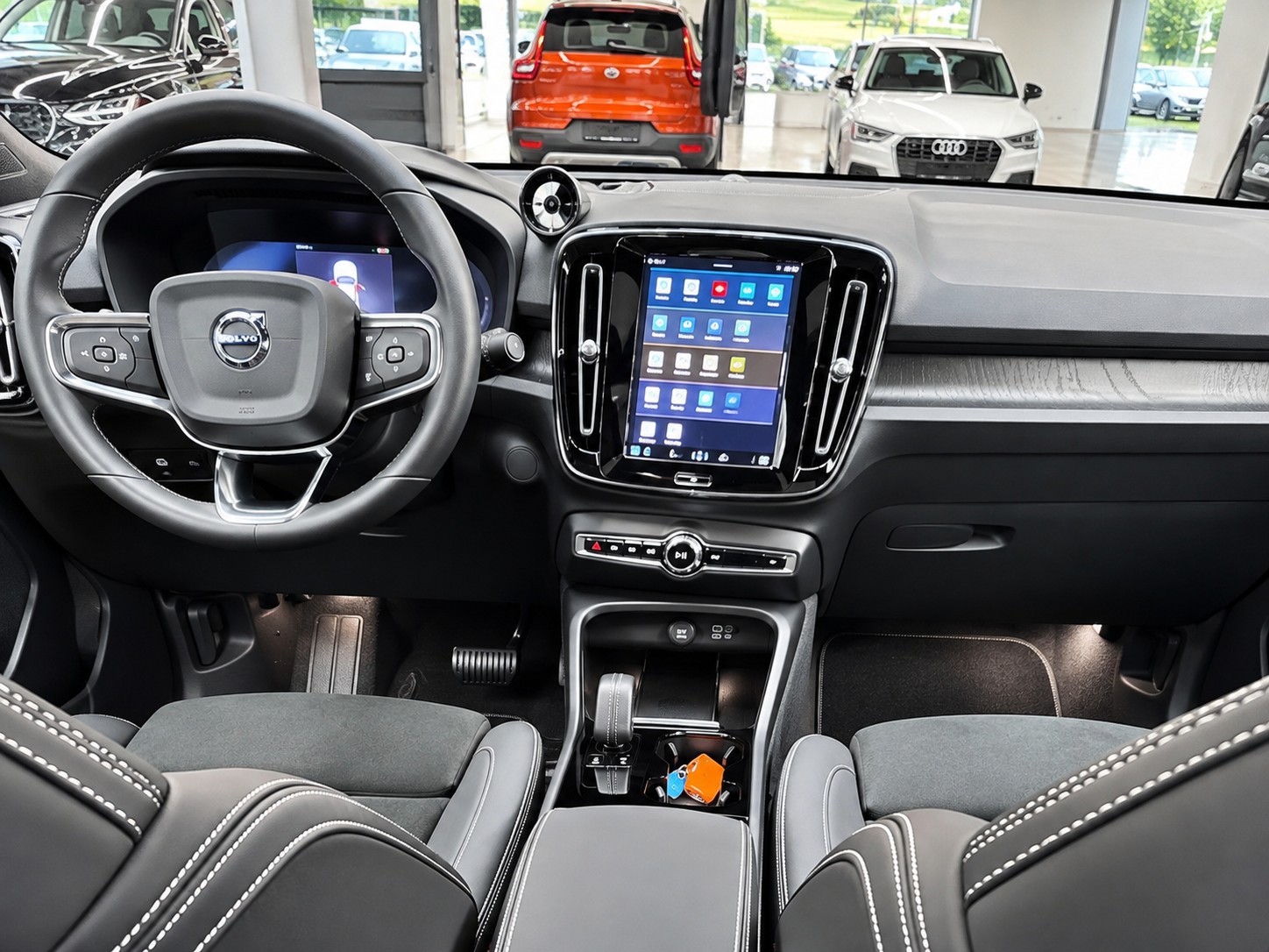 VOLVO C40 Recharge Twin AWD Pure Electric-image-6
