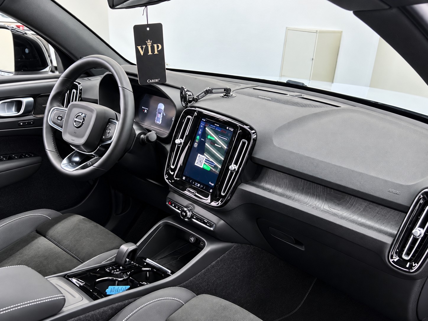 VOLVO C40 Recharge Twin AWD Pure Electric-image-5