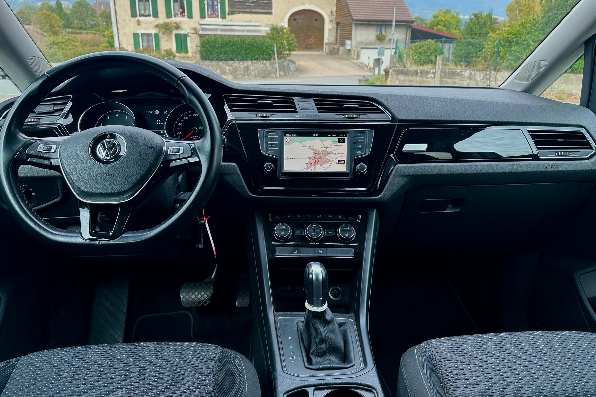 VW Touran 1.4 TSI BlueMotion Technology Comfortline DSG-image-8