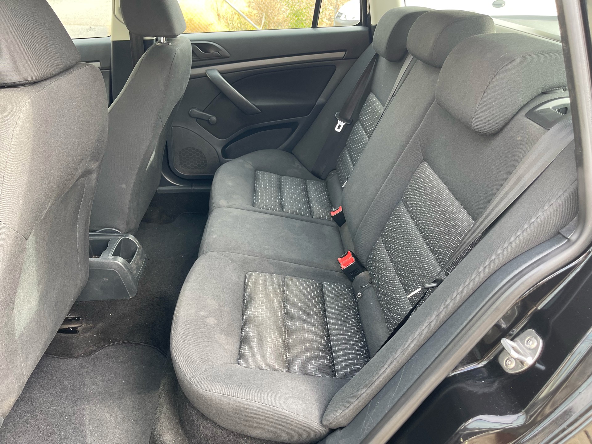 SKODA Octavia Combi 1.4 TSI Ambition-image-9