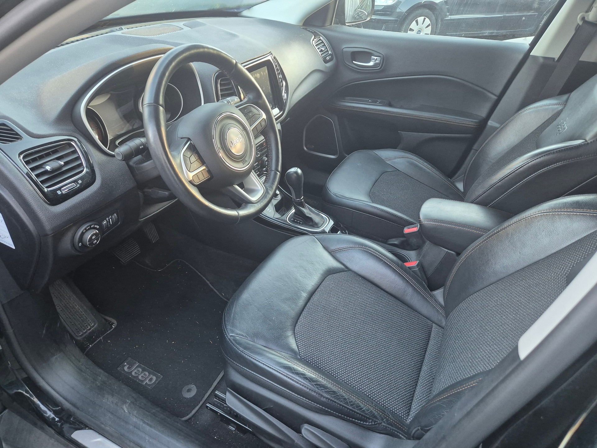 JEEP Compass 2.0CRD Limited AWD 9ATX-image-1
