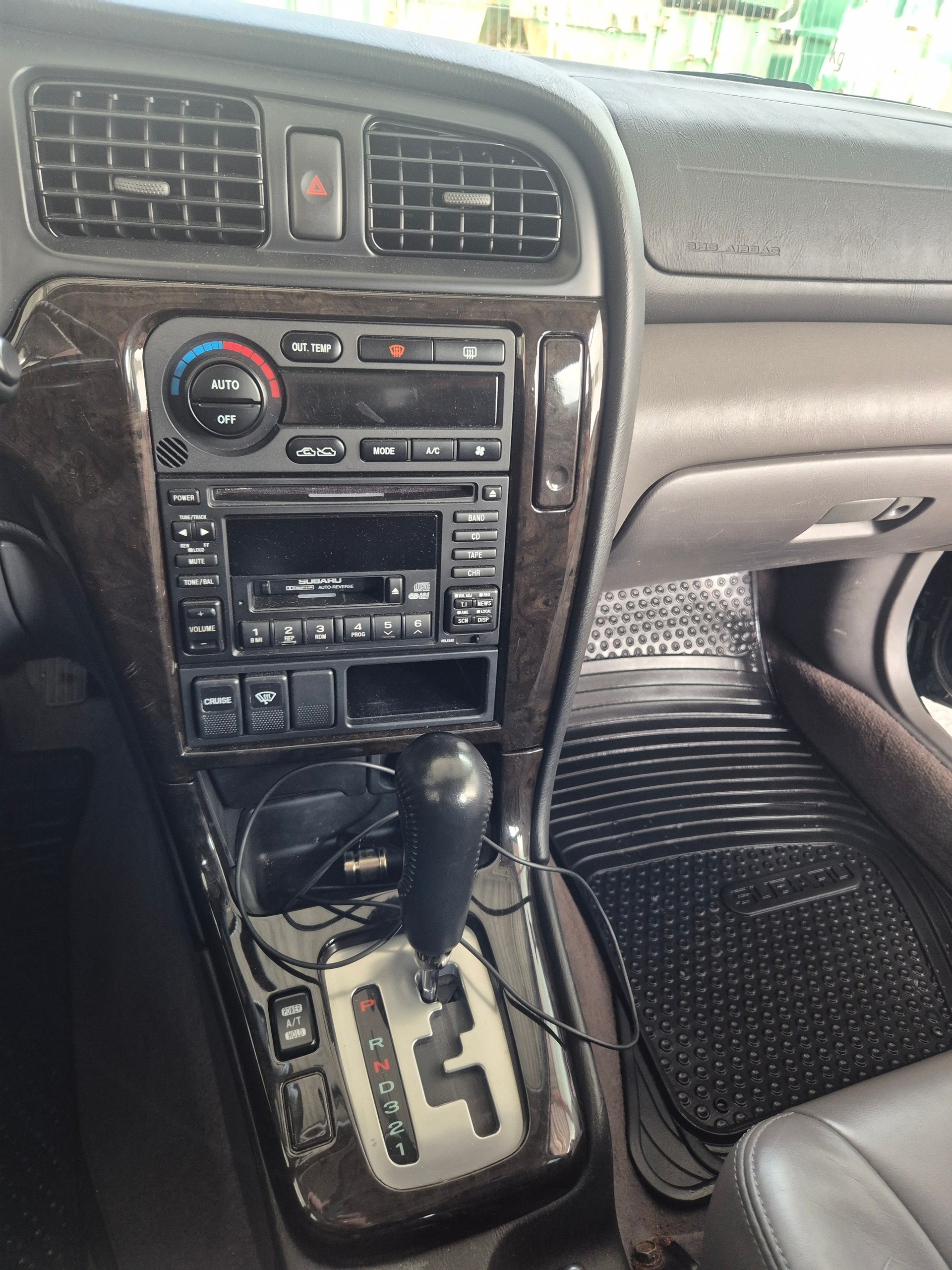 SUBARU Outback 2.5 Image-image-8
