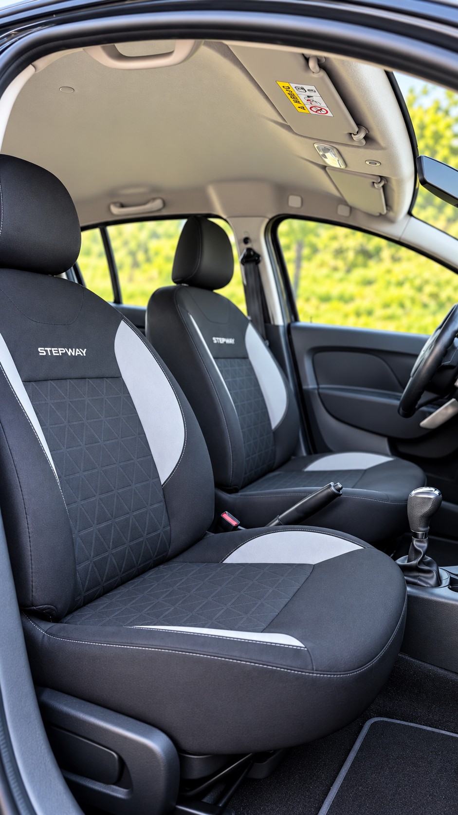 DACIA Sandero Tce 90 Stepway Lauréate Automatic-image-6