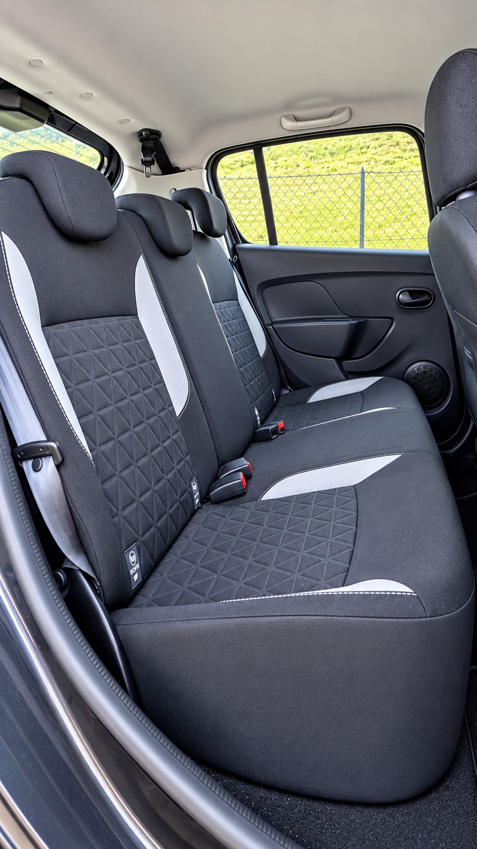 DACIA Sandero Tce 90 Stepway Lauréate Automatic-image-7