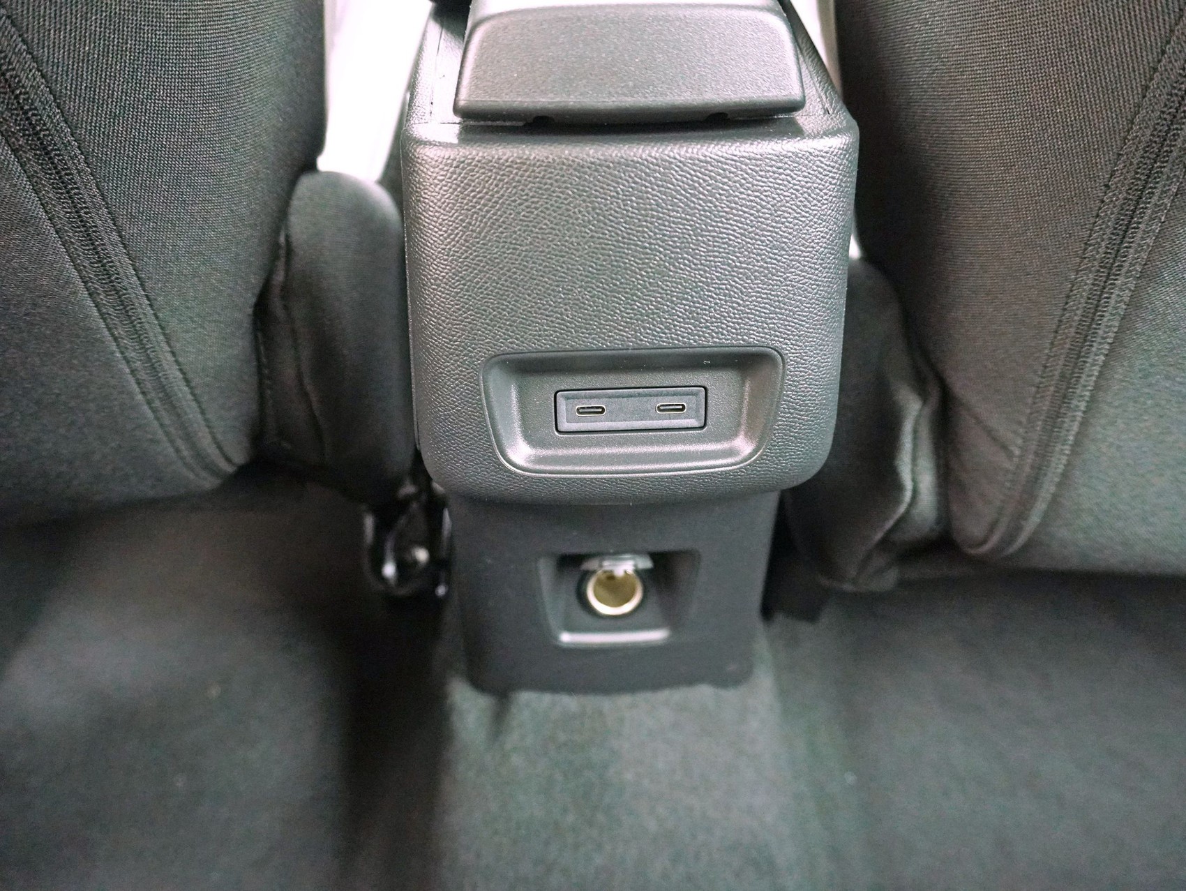 CITROEN C3 1.2 Hybrid Tonic+-image-15